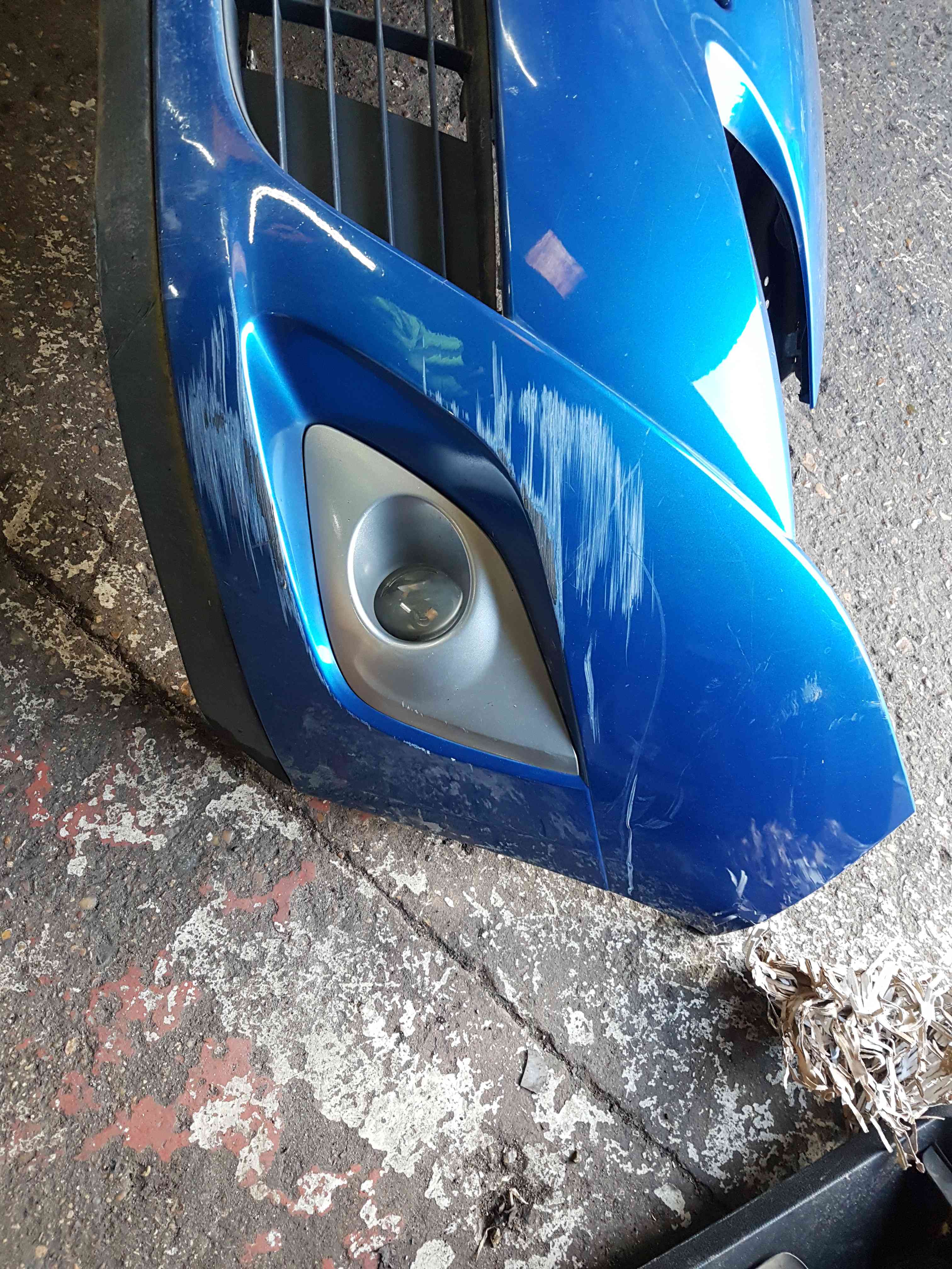 Thumb 2 Renault Scenic MK3 2009-2013 Front Bumper Blue Terna