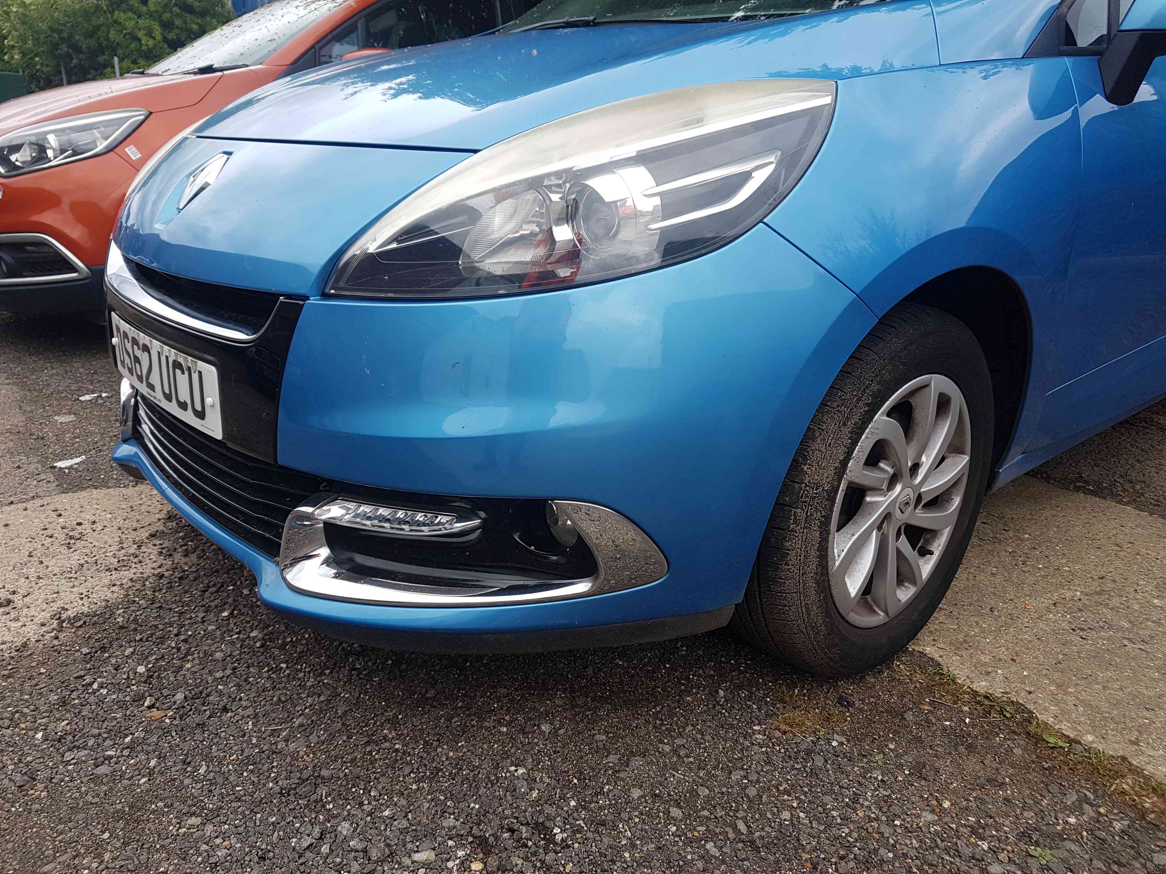 Thumb 6 Renault Scenic MK3 2009-2013 Front Bumper Blue Terpb 