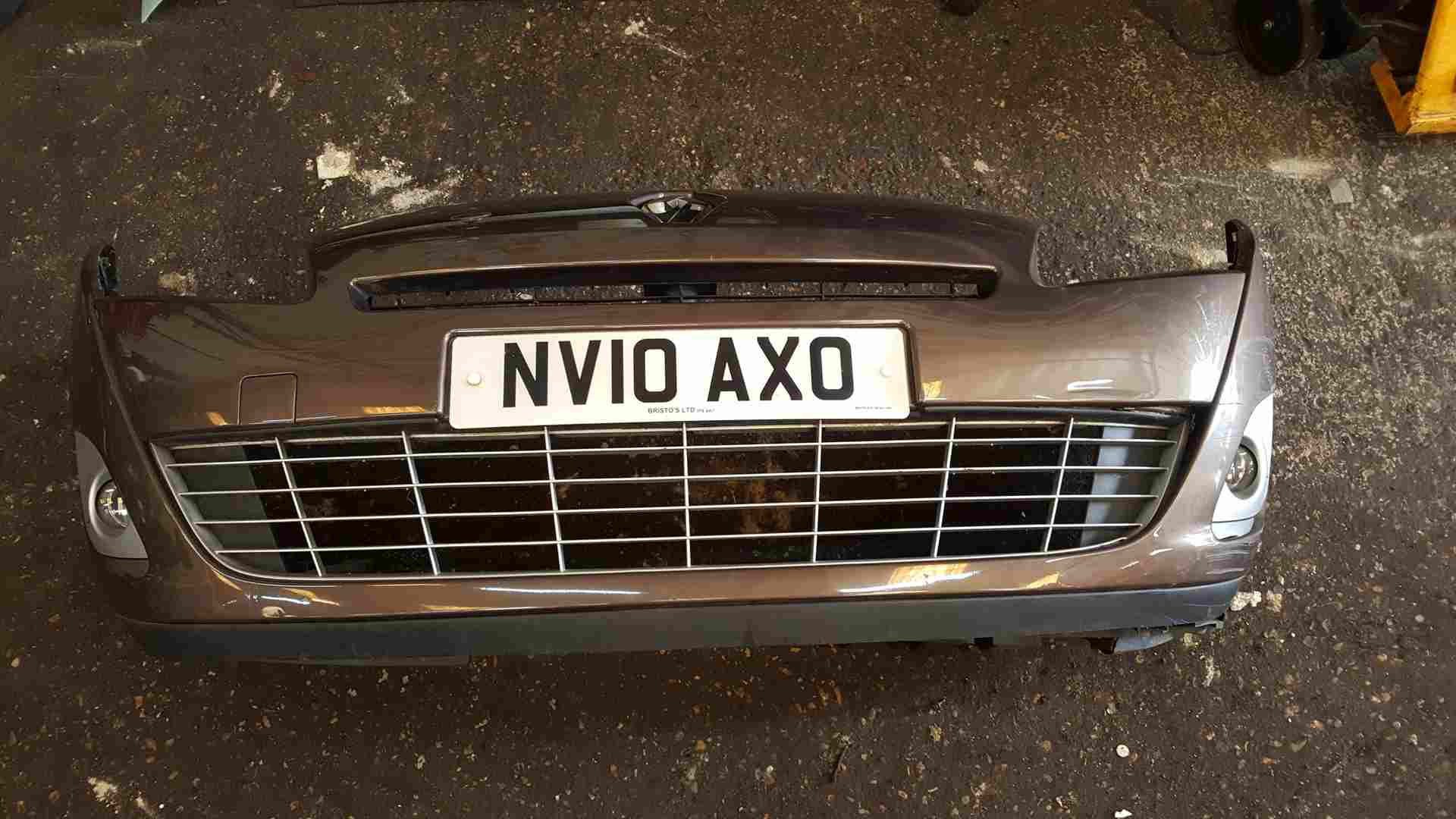 Renault Scenic MK3 2009-2013 Front Bumper Brown Tecnb 