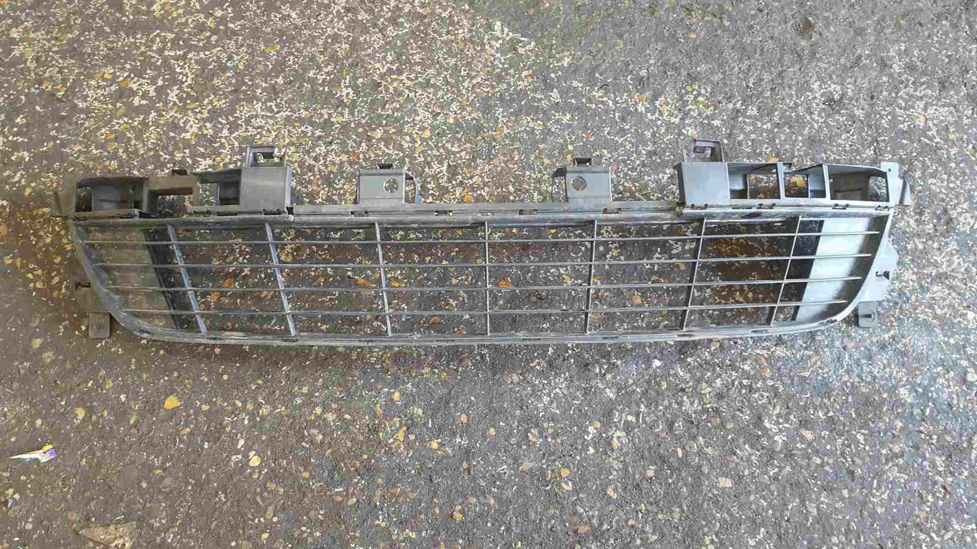Renault Scenic MK3 2009-2013 Front Bumper Grill