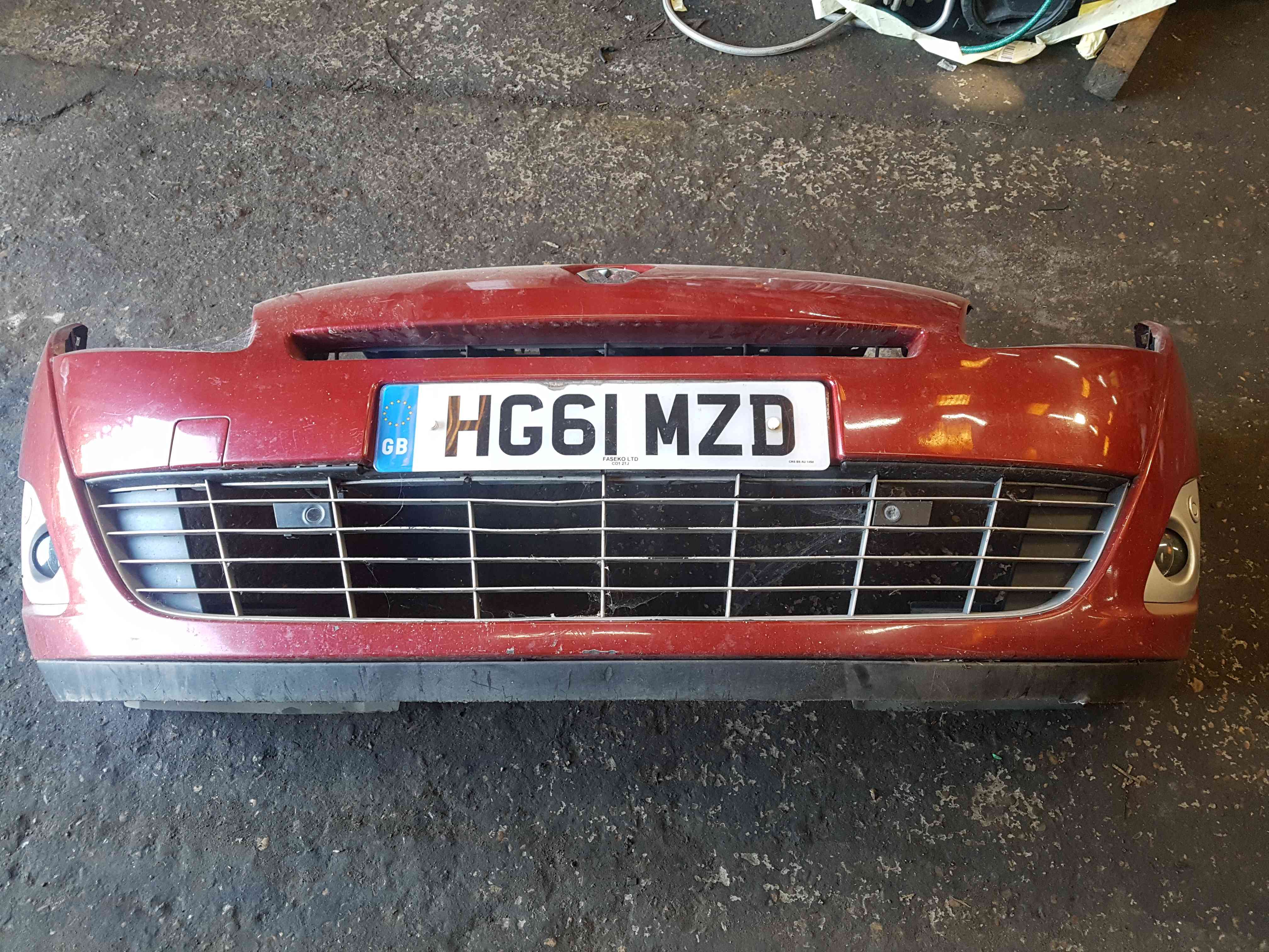 Thumb 2 Renault Scenic MK3 2009-2013 Front Bumper RED Tennj + Parking Sensors