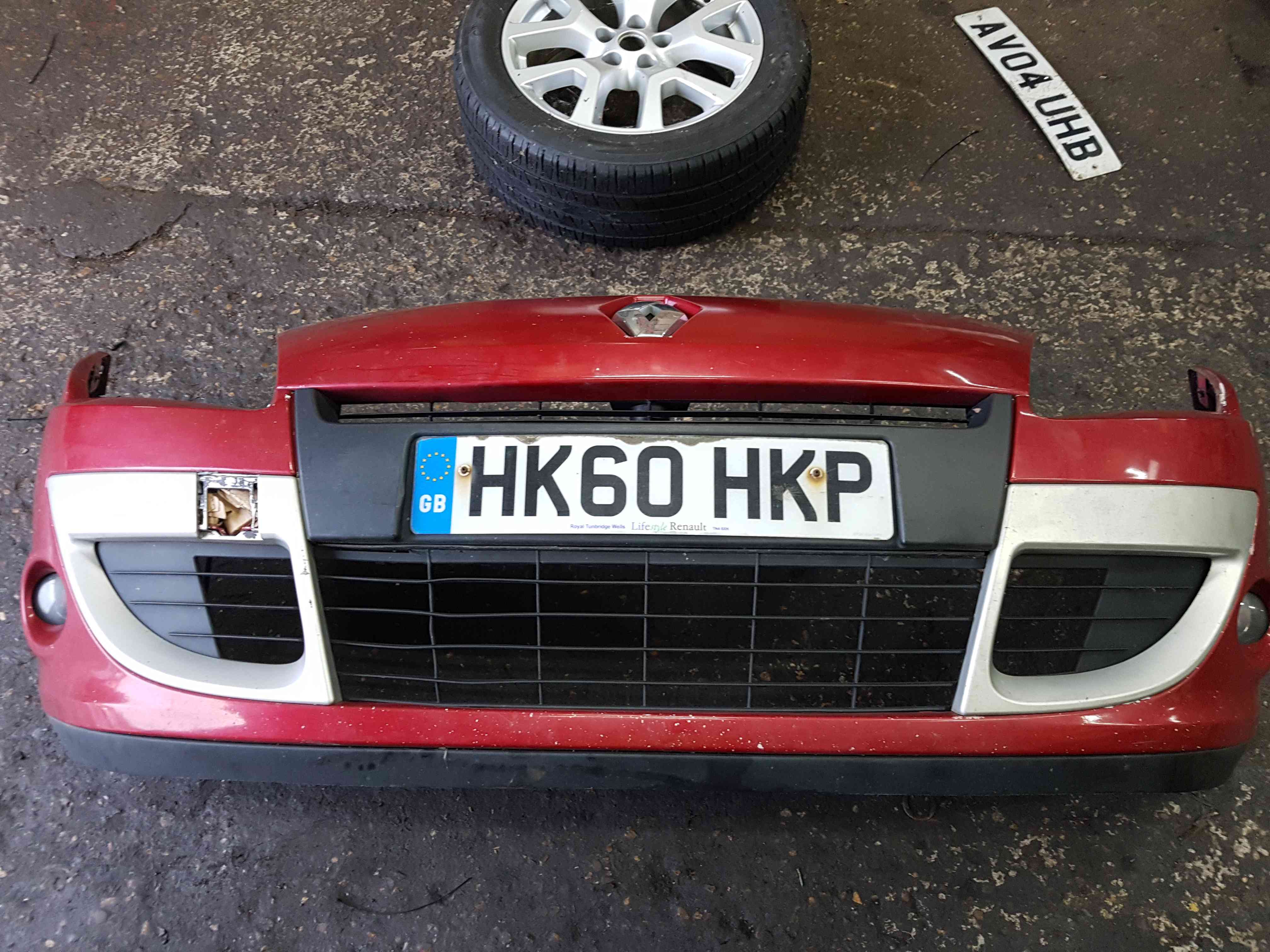 Thumb 2 Renault Scenic MK3 2009-2013 Front Bumper RED Tennj