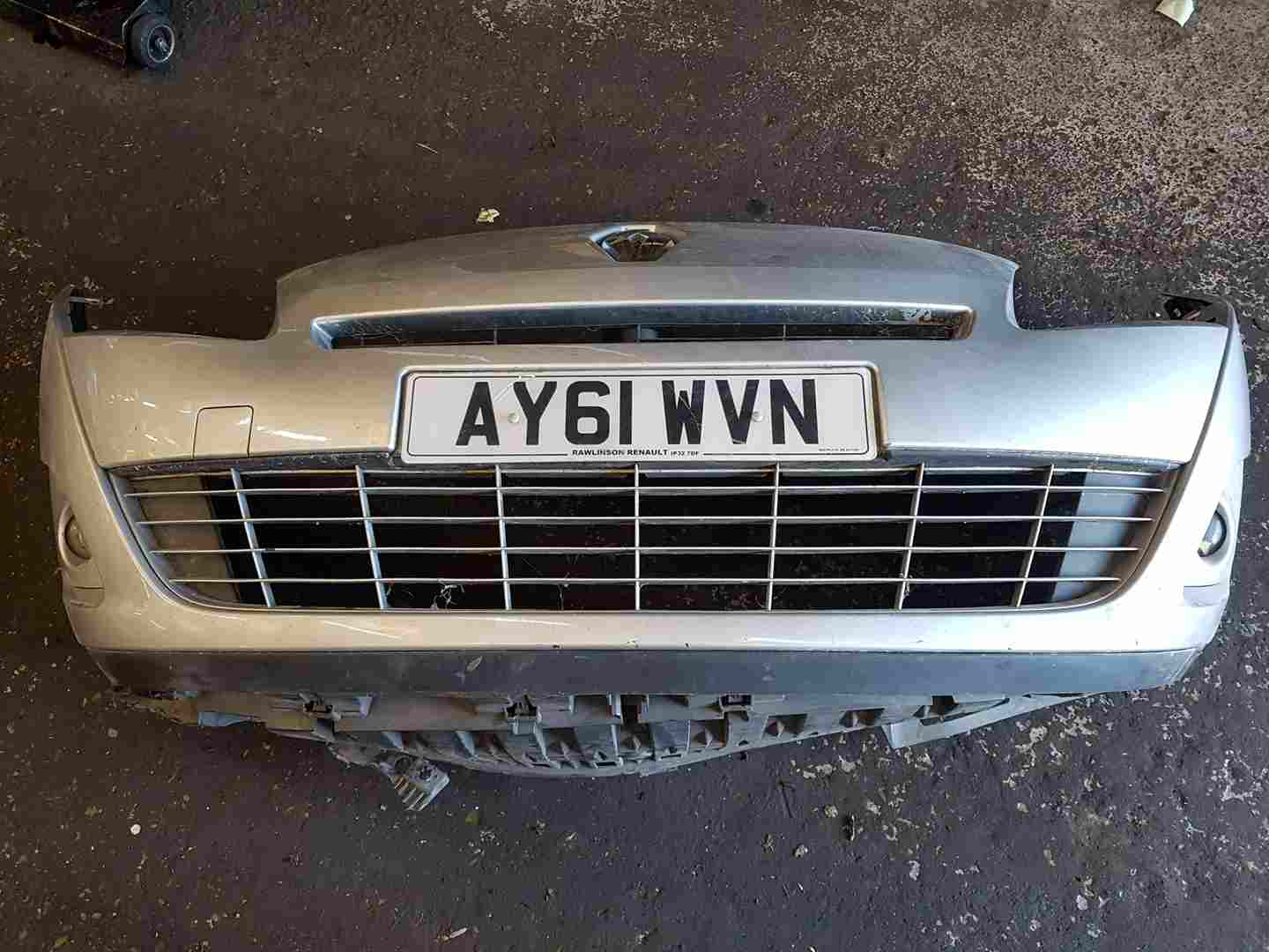Renault Scenic MK3 2009-2013 Front Bumper Silver Ted69