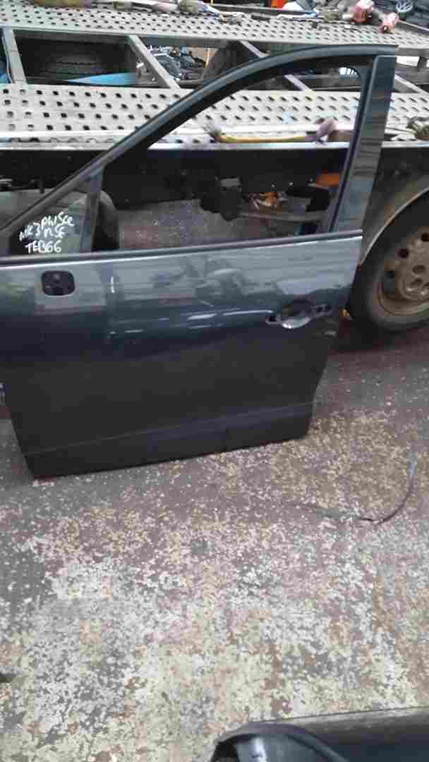Thumb 4 Renault Scenic MK3 2009-2013 Passenger NSF Front Door Grey Teb66