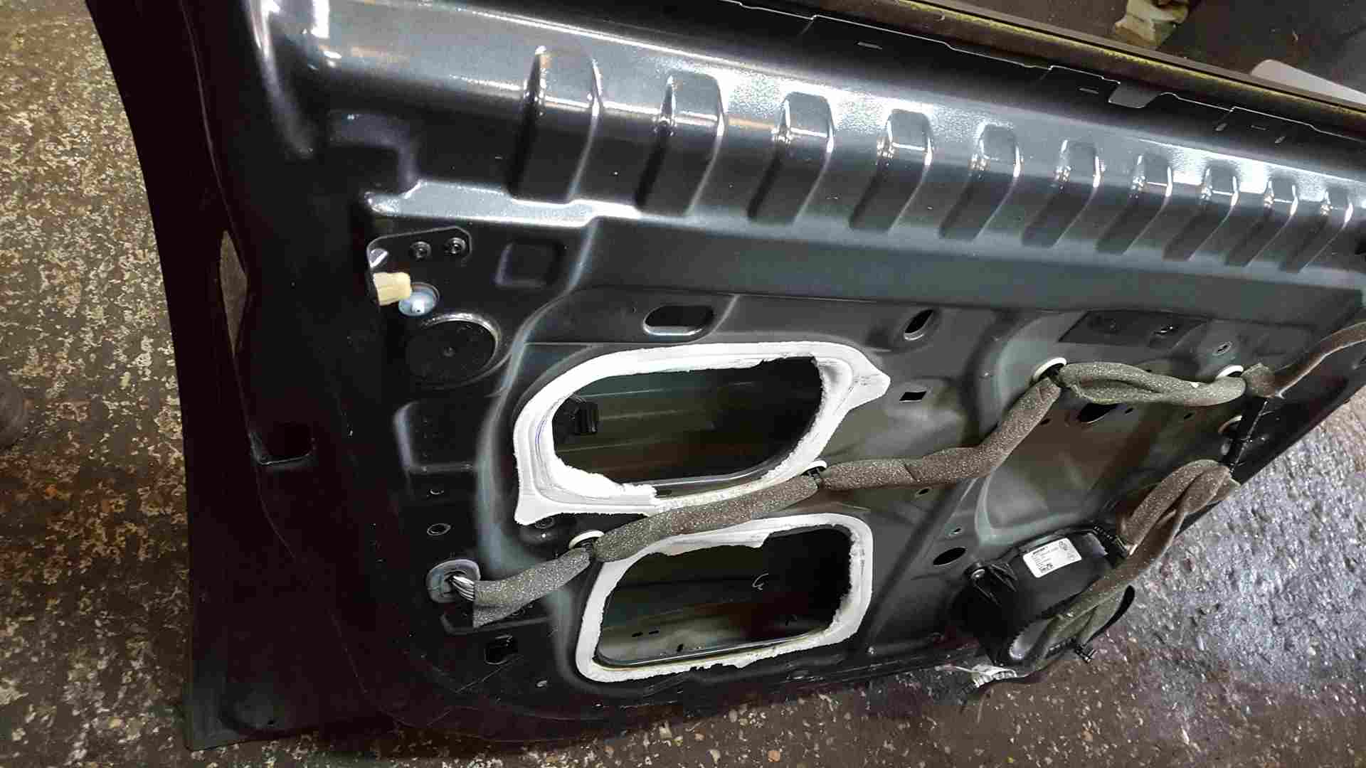 Thumb 8 Renault Scenic MK3 2009-2013 Passenger NSF Front Door Grey Teb66