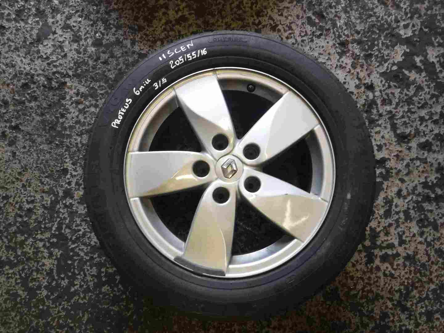 Renault Scenic MK3 2009-2013 Proteus Alloy Wheel + Tyre 205 55 16 6Mm 4/5