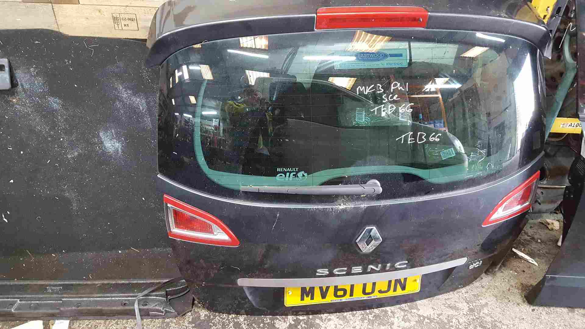 Thumb 2 Renault Scenic MK3 2009-2013 Rear Tailgate Boot Grey Teb66 + Lights