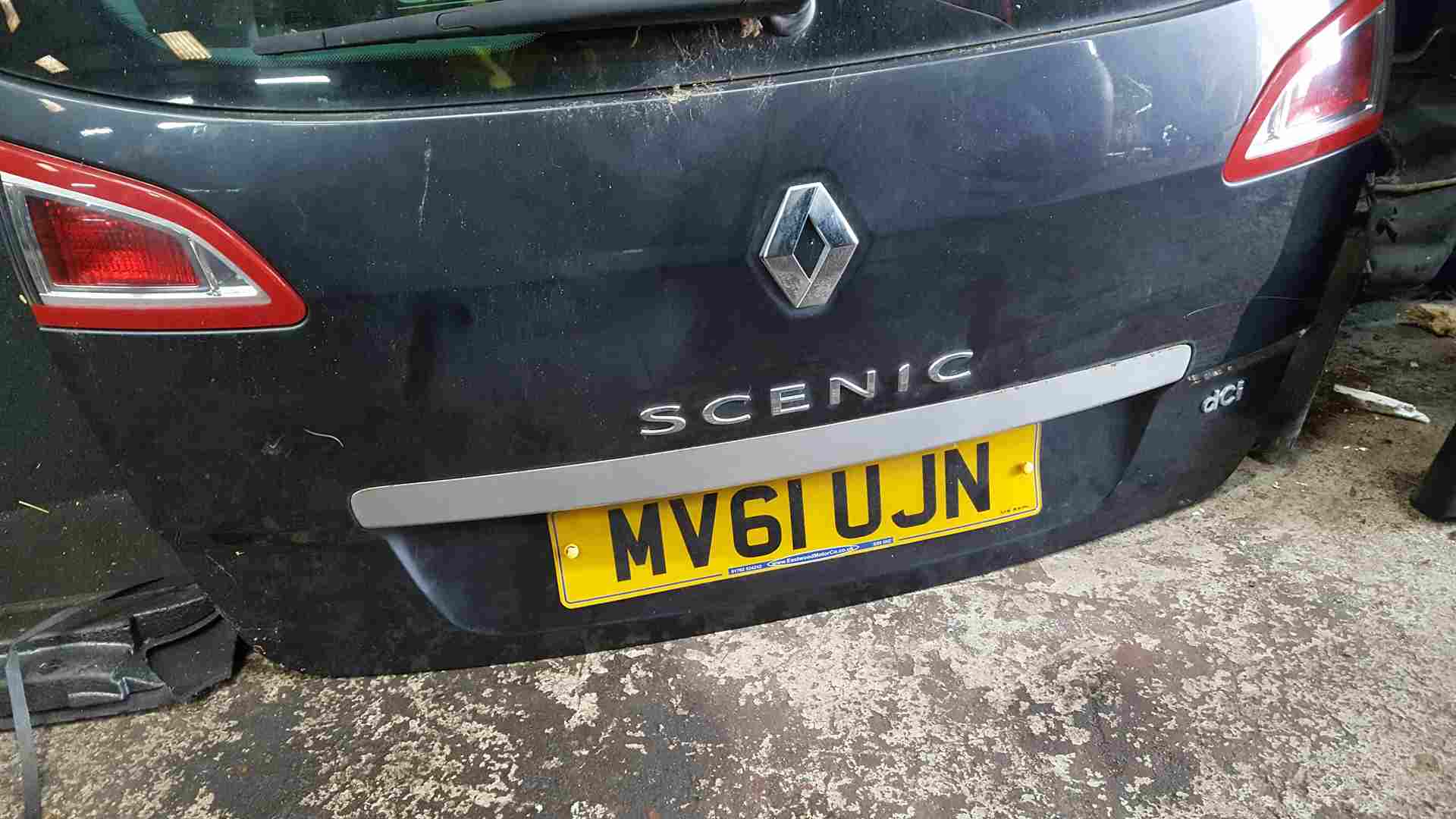 Thumb 5 Renault Scenic MK3 2009-2013 Rear Tailgate Boot Grey Teb66 + Lights