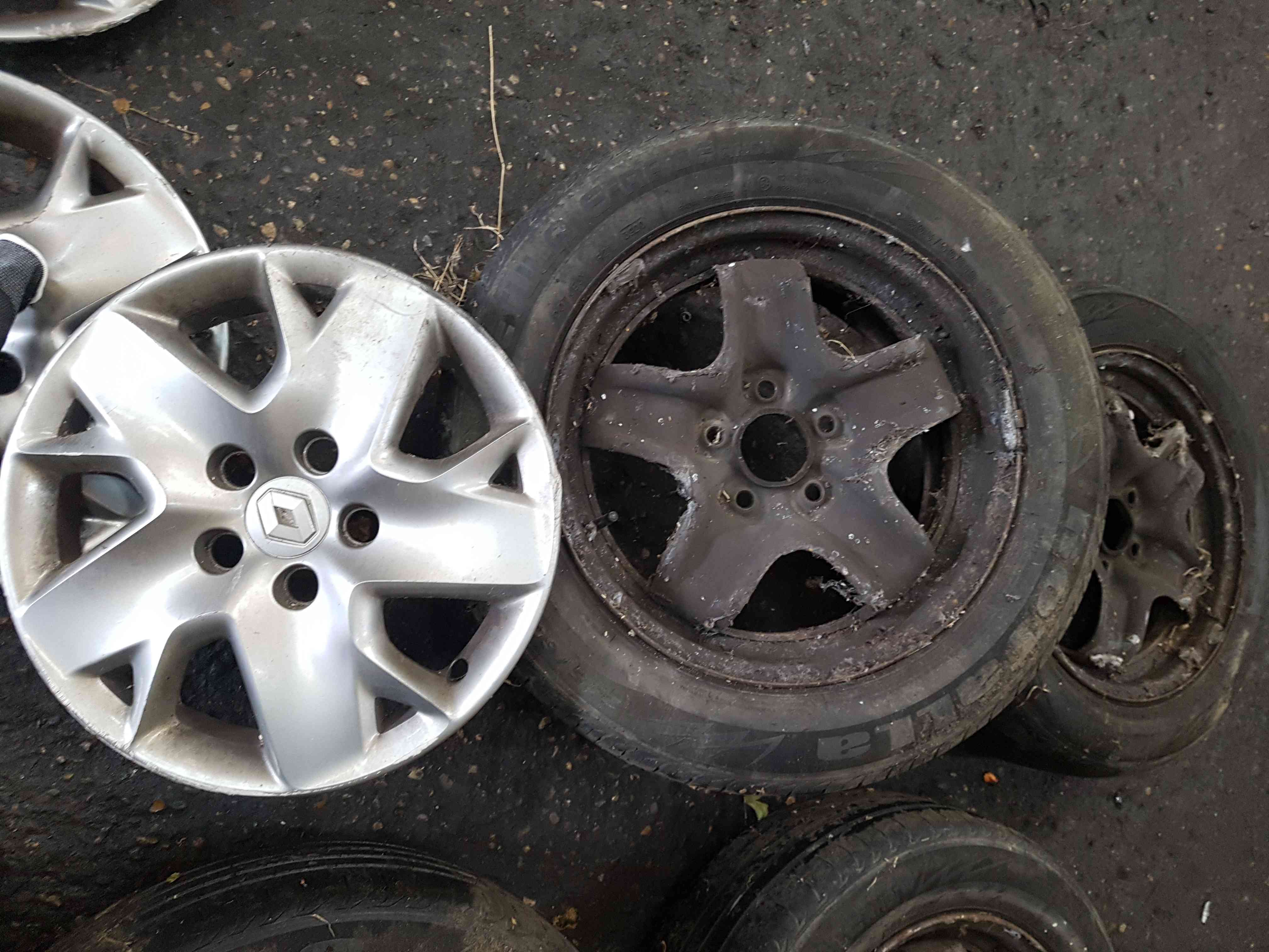Thumb 6 Renault Scenic MK3 2009-2013 Steel Wheel RIM 16inch 403151379R 4/5