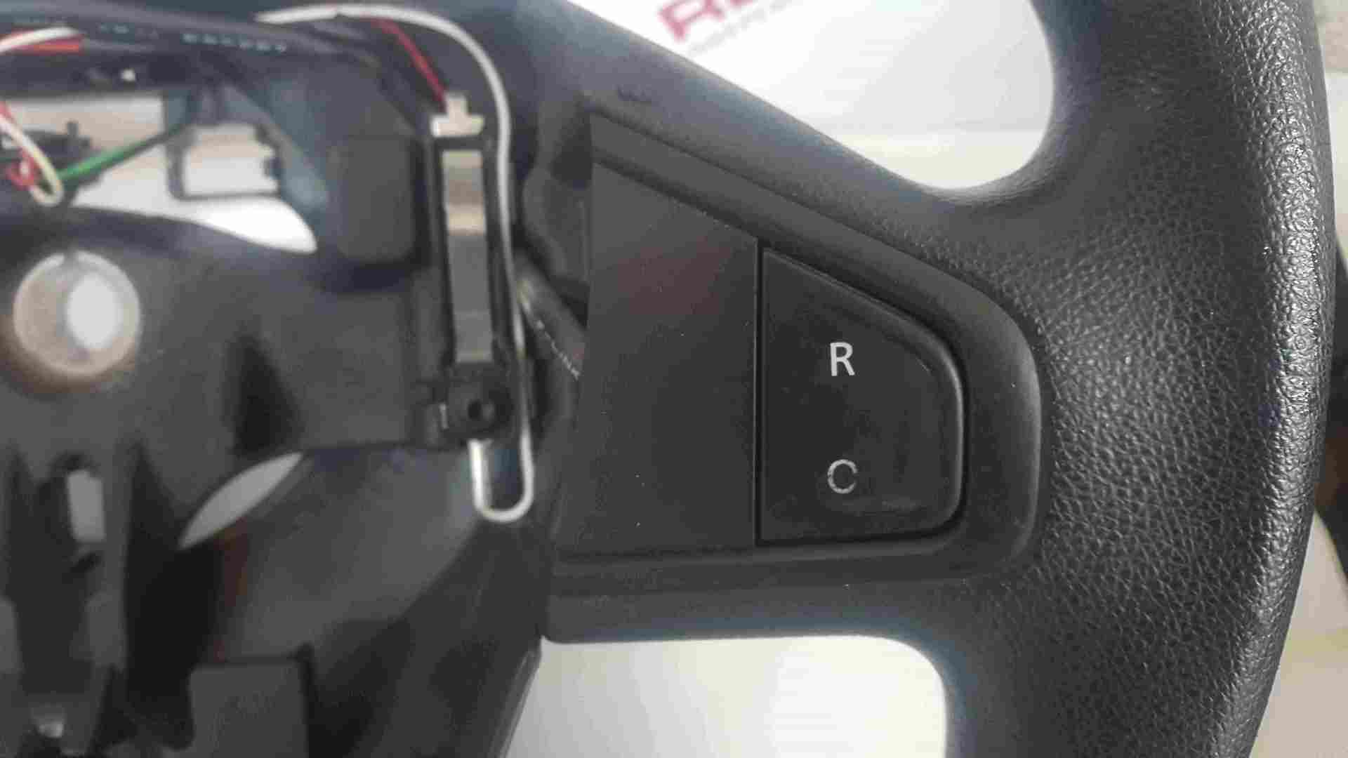 Thumb 2 Renault Scenic MK3 2009-2013 Steering Wheel Plain Black Cruise Control