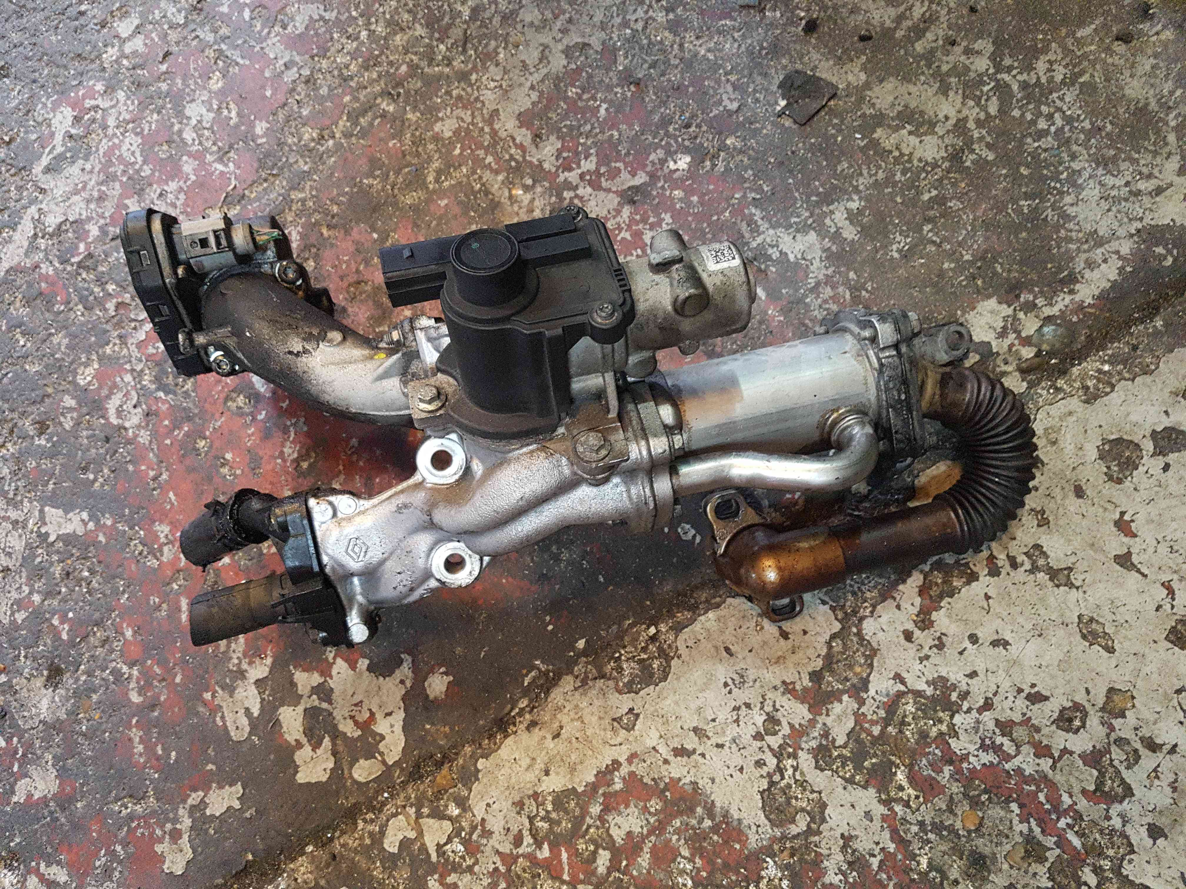 Thumb 2 Renault Scenic MK3 2009-2016 1.5 DCI Egr Valve + Housing K9K