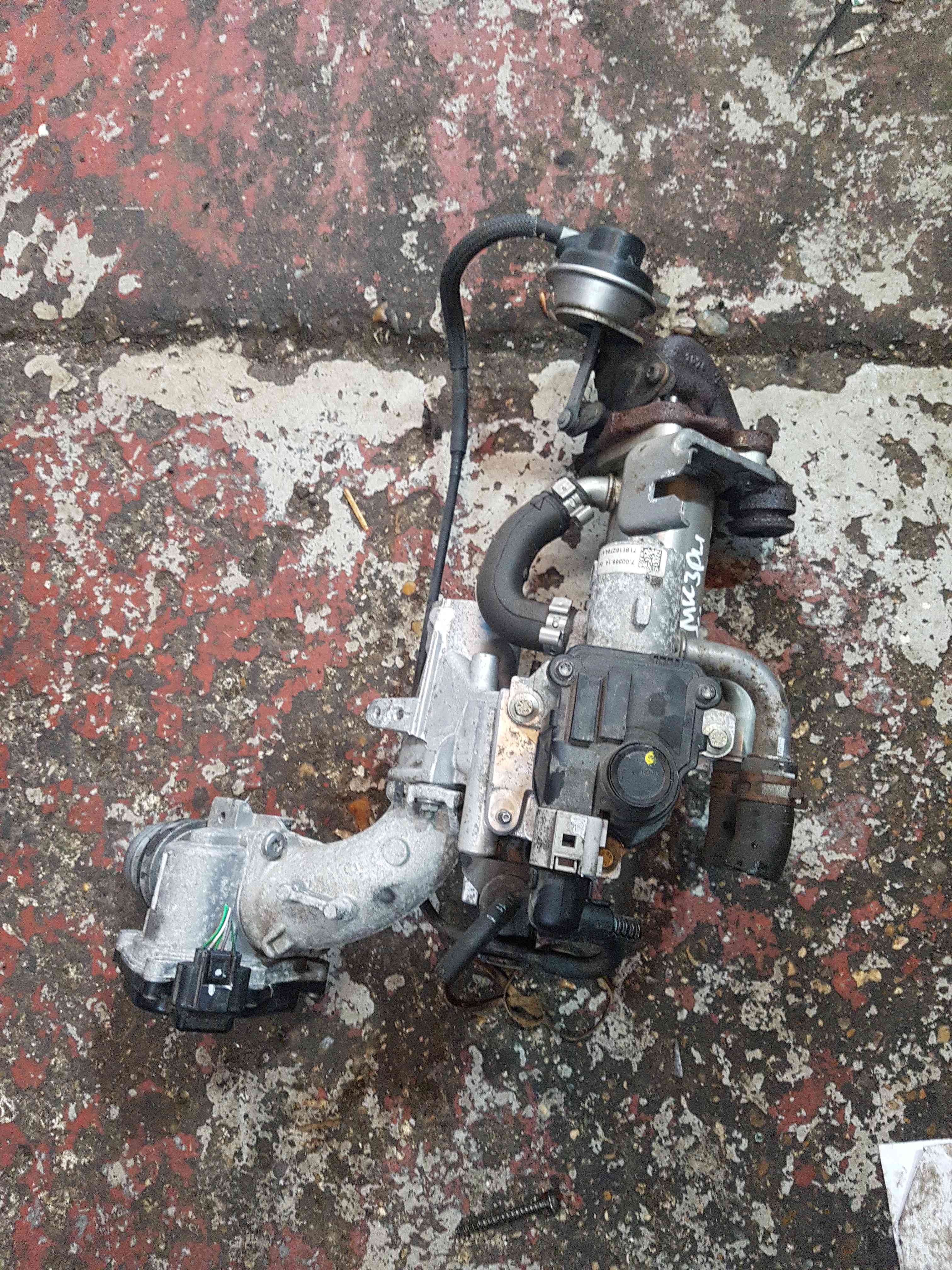 Thumb 2 Renault Scenic MK3 2009-2016 1.5 DCI Egr Valve + Housing K9K 837