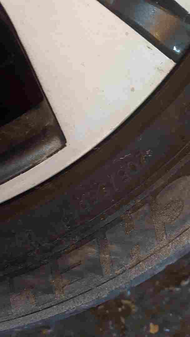 Thumb 4 Renault Scenic MK3 2009-2016 Alloy Wheel 17Inch 205 55 17 403007582R 4/5