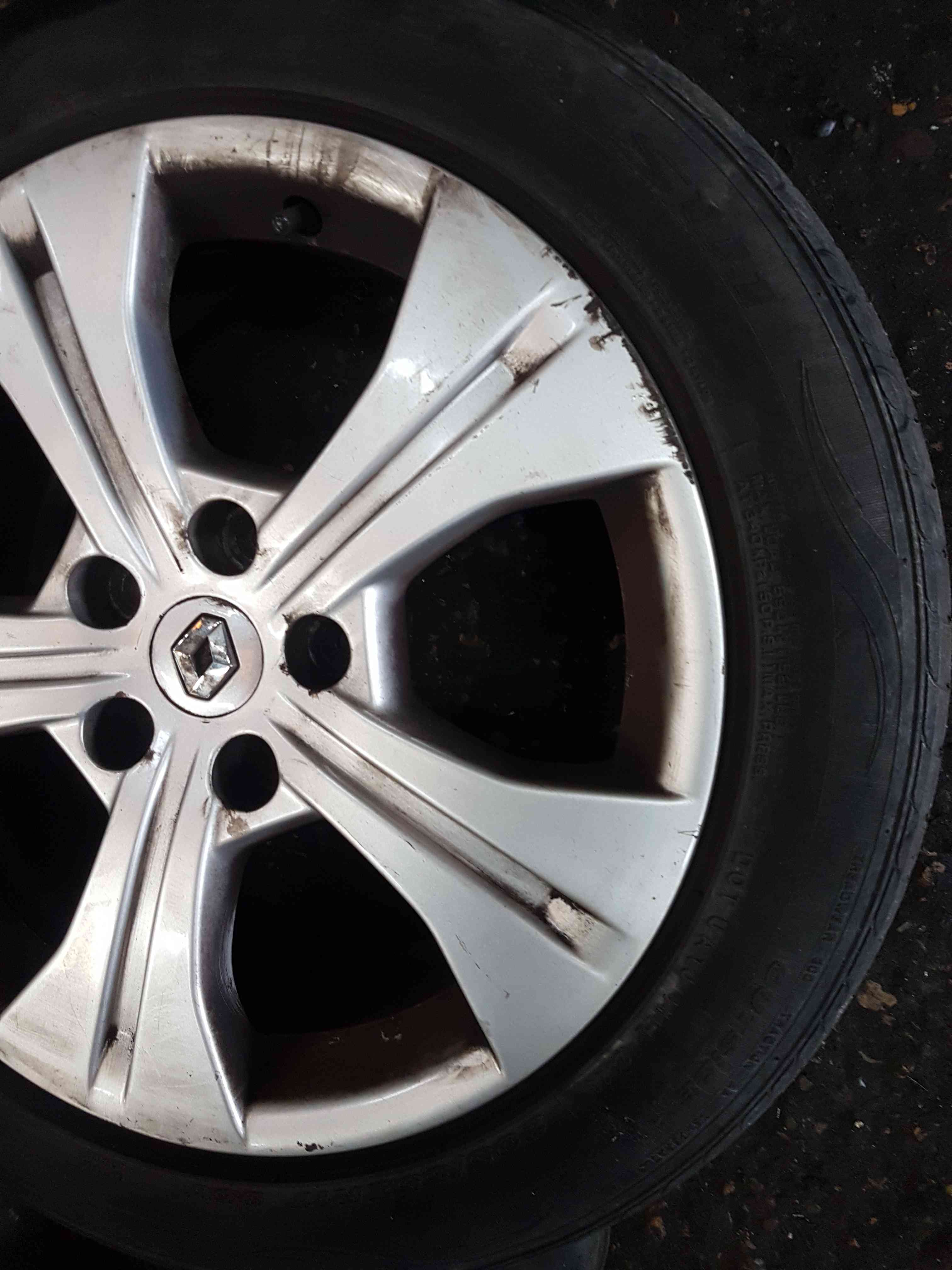 Thumb 4 Renault Scenic MK3 2009-2016 Alloy Wheel 17Inch 403000067R 4/5