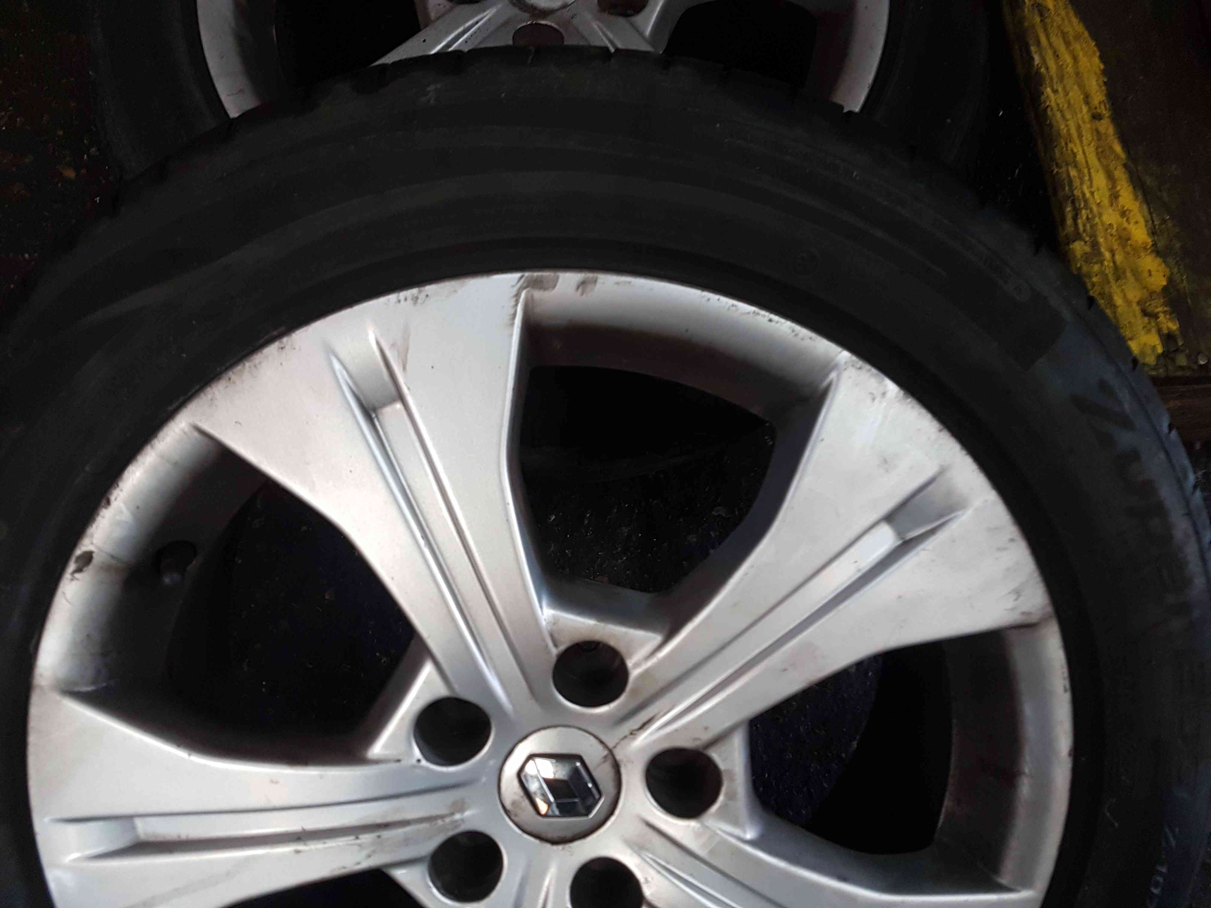 Thumb 5 Renault Scenic MK3 2009-2016 Alloy Wheel 17inch + Tyre 205 55 17 6mm 403000067R