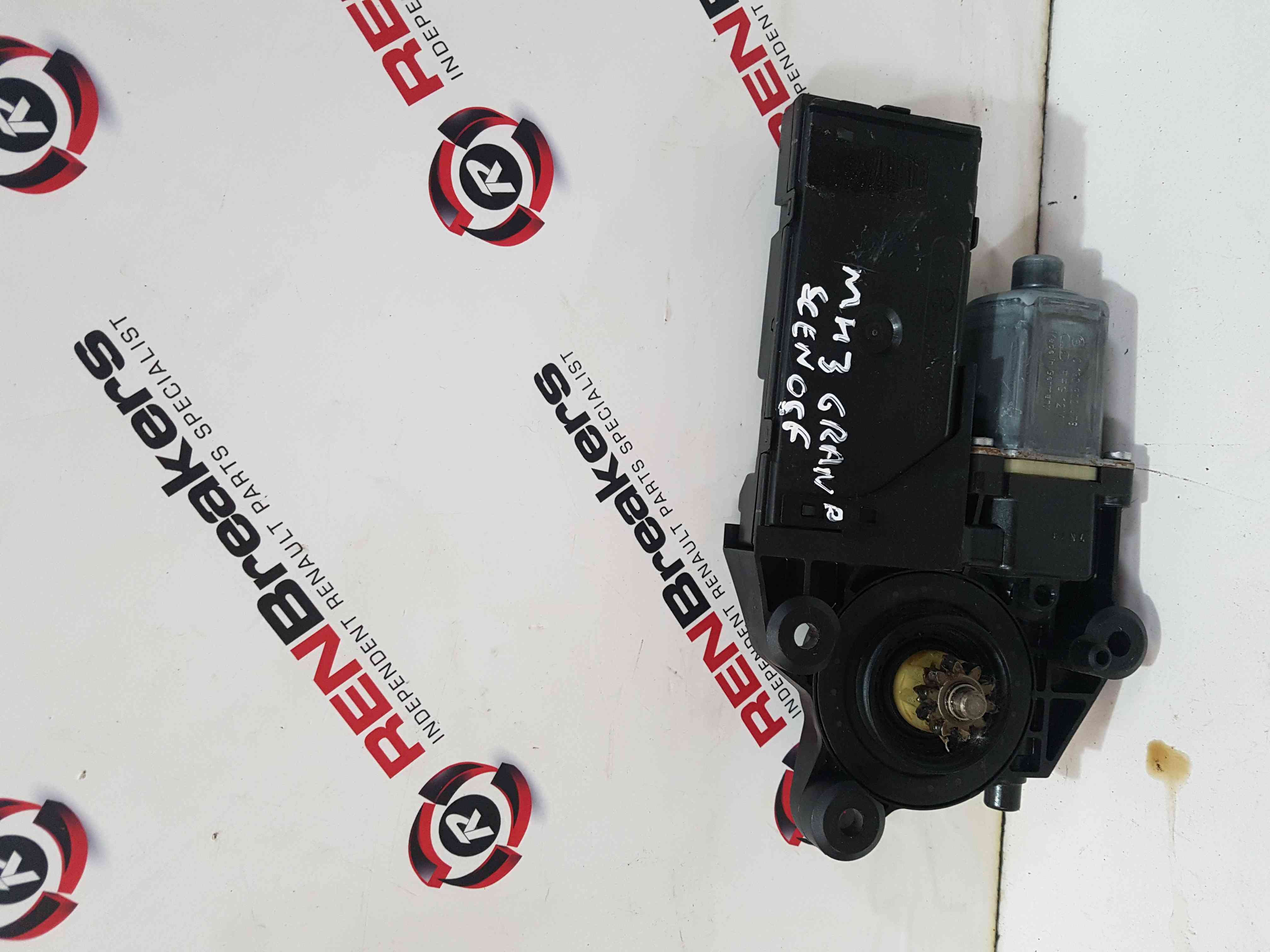 Renault Scenic MK3 2009-2016 Drivers OSF Front Window Motor 807300022R