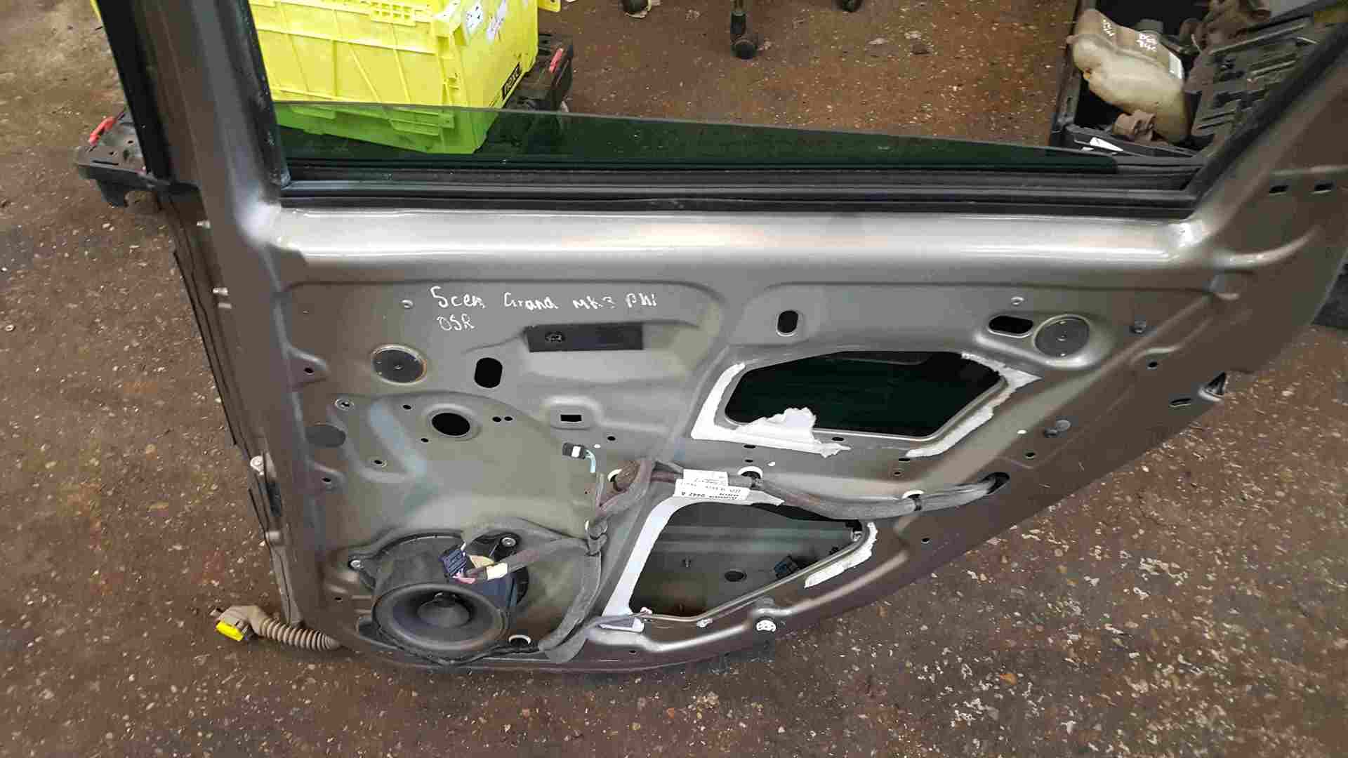 Thumb 3 Renault Scenic MK3 2009-2016 Drivers OSR Rear Door Beige Tehnk