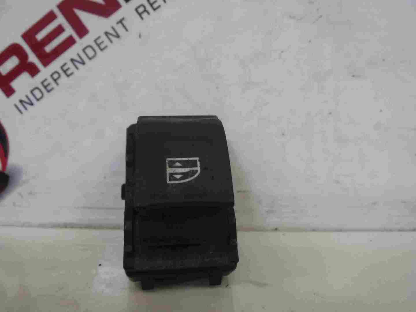 Renault Scenic MK3 2009-2016 Drivers OSR Window Switch