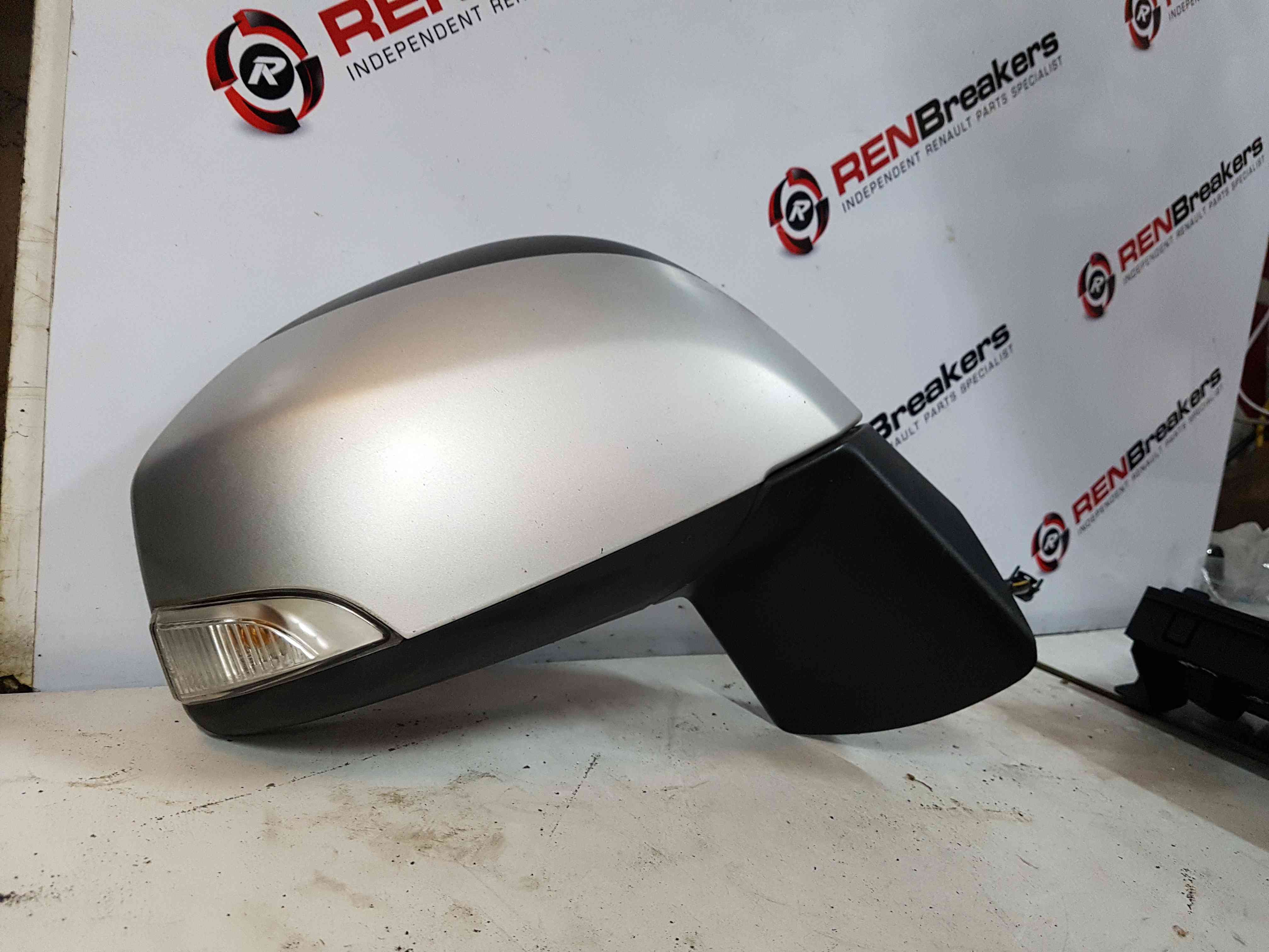 Thumb 3 Renault Scenic MK3 2009-2016 Drivers Os Wing Mirror Silver