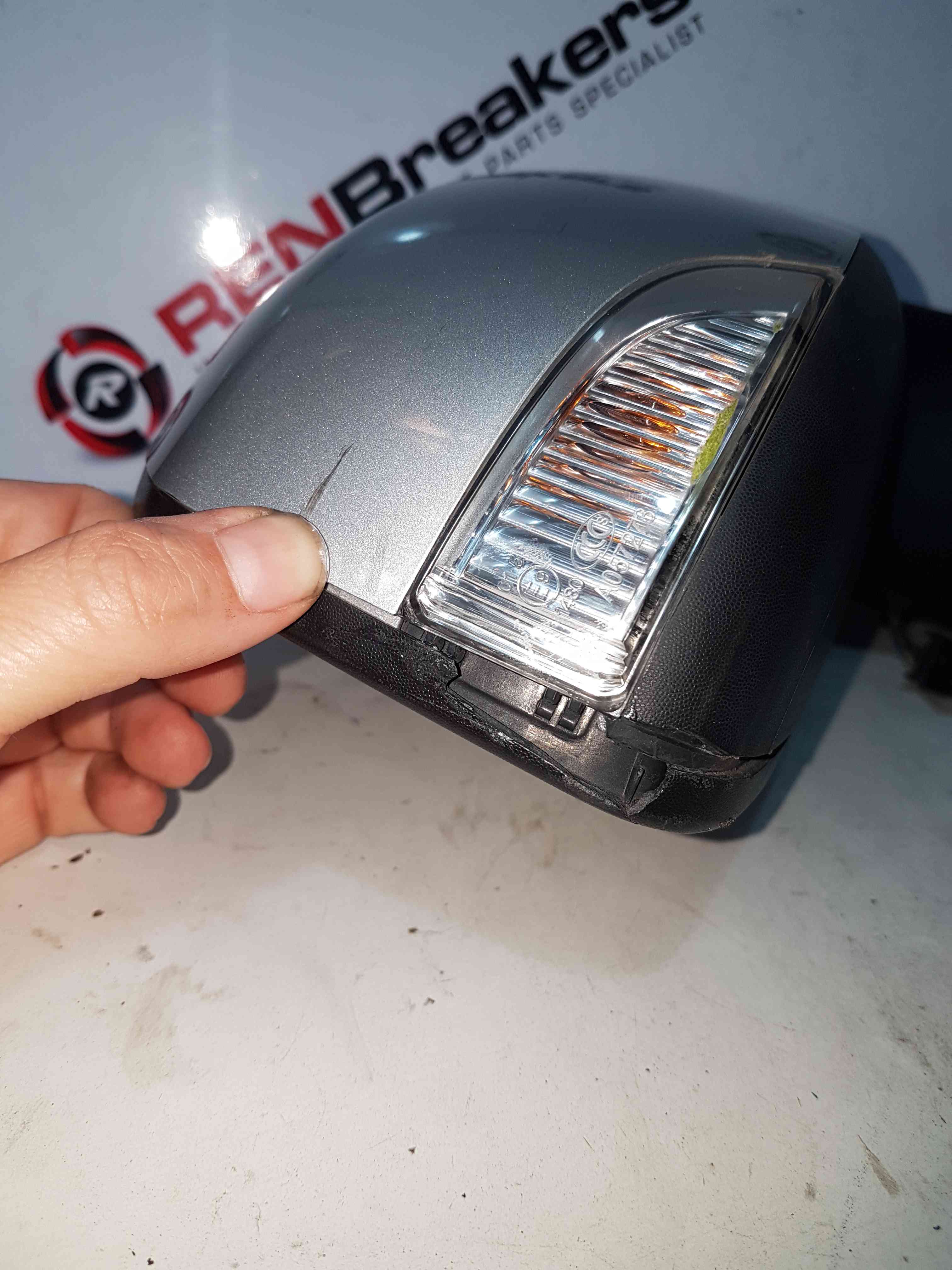 Thumb 5 Renault Scenic MK3 2009-2016 Drivers Os Wing Mirror Silver Ted69 cracked