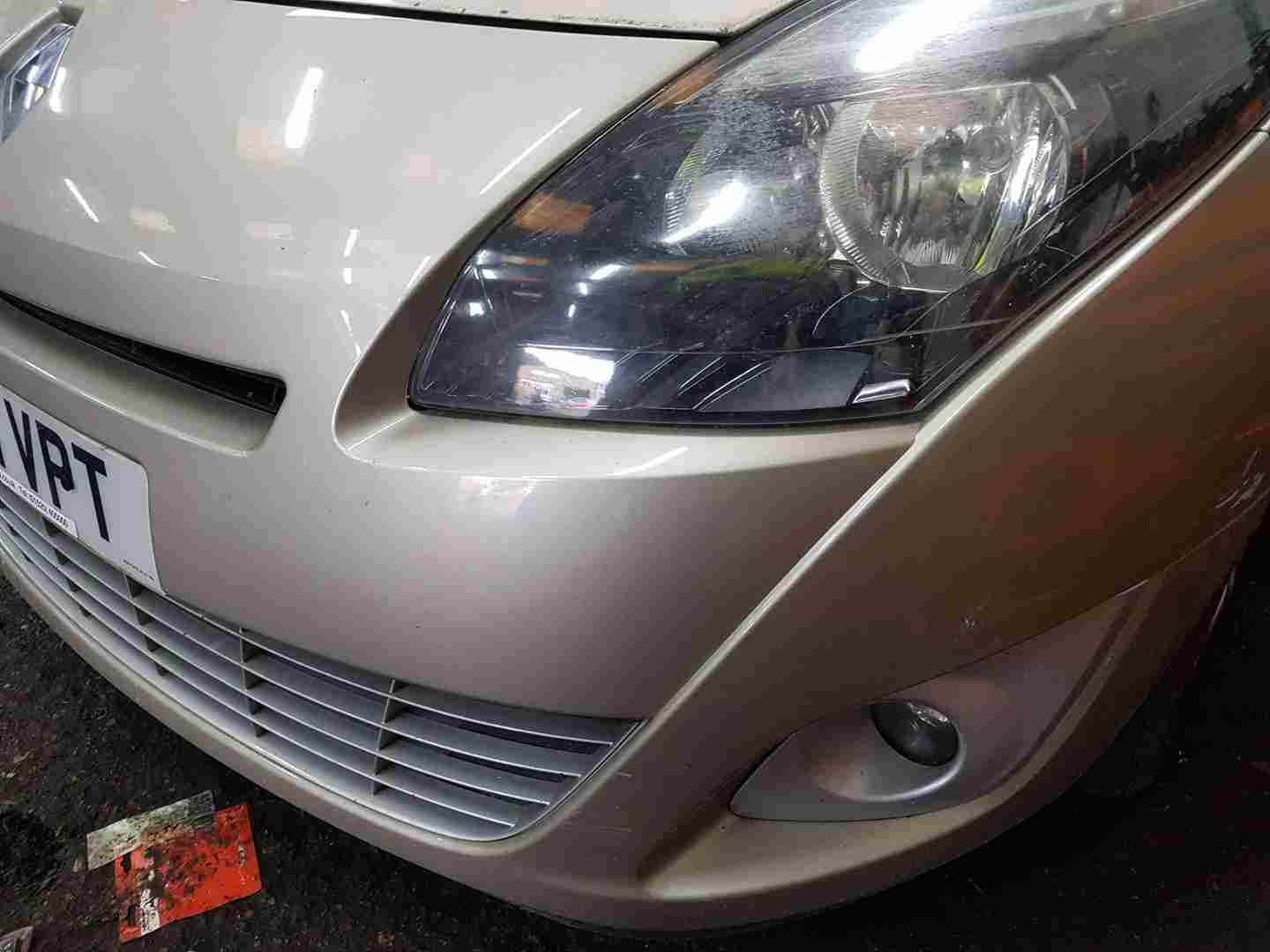 Thumb 2 Renault Scenic MK3 2009-2016 Front Bumper Beige Gold Ted11