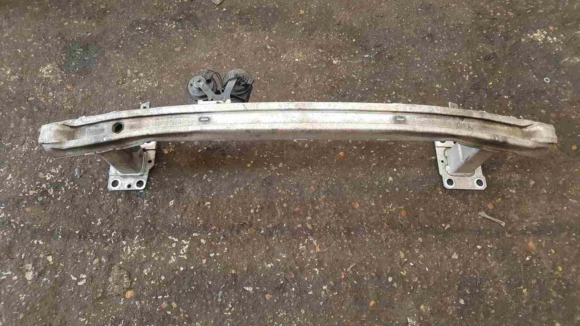 Renault Scenic MK3 2009-2016 Front Reinforcement Crash Bar 752100015R