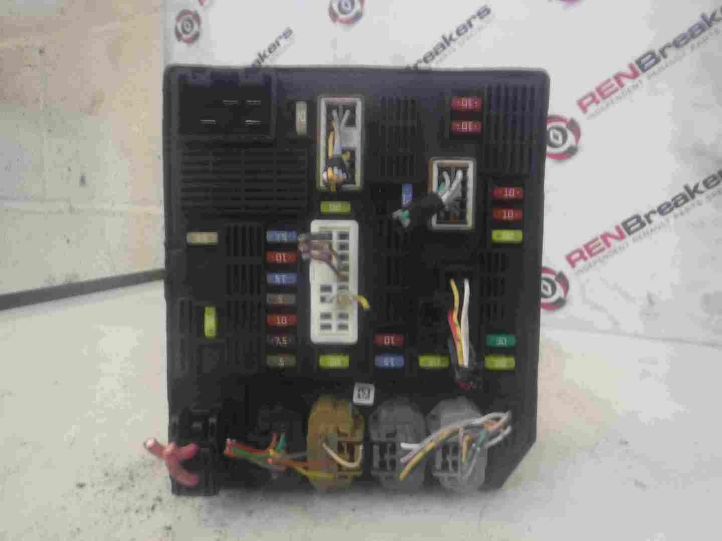 Renault Scenic MK3 2009-2016 Fuse Box 284B69553R