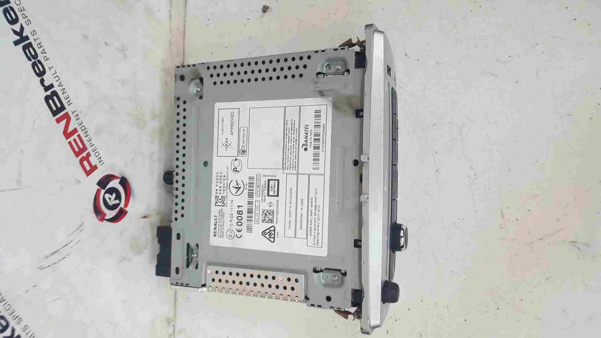 Thumb 5 Renault Scenic MK3 2009-2016 Radio Media Cd Player USB AUX 281152275R