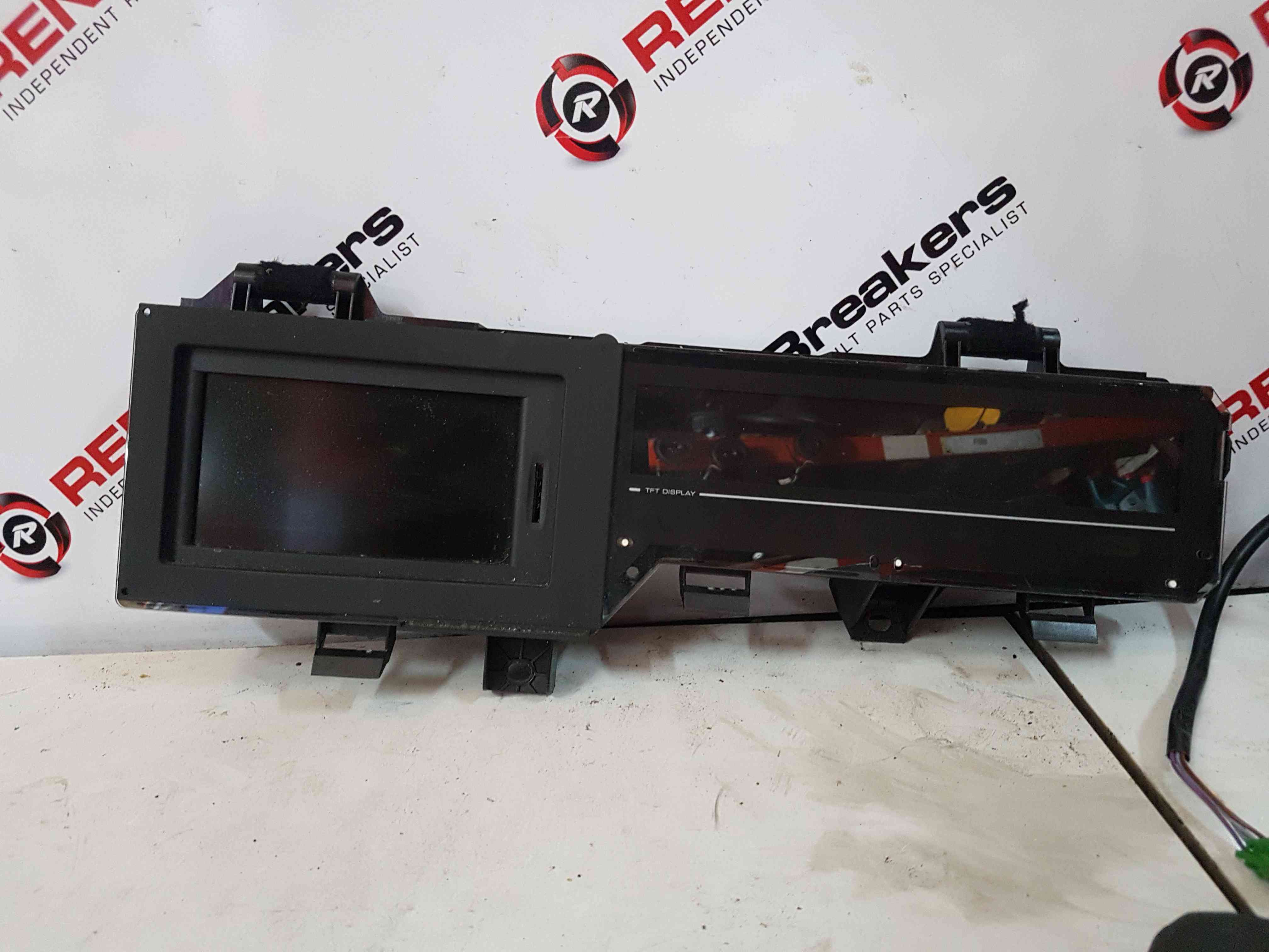 Thumb 4 Renault Scenic MK3 2009-2016 SAT Nav Screen Display + Instrument Clocks Speedo