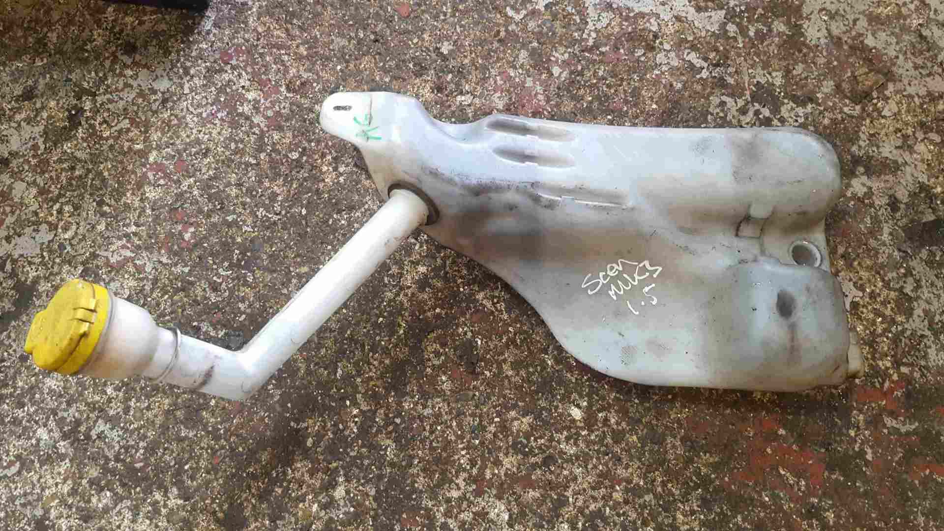 Thumb 2 Renault Scenic MK3 2009-2016 Windscreen Washer Bottle 289100014R