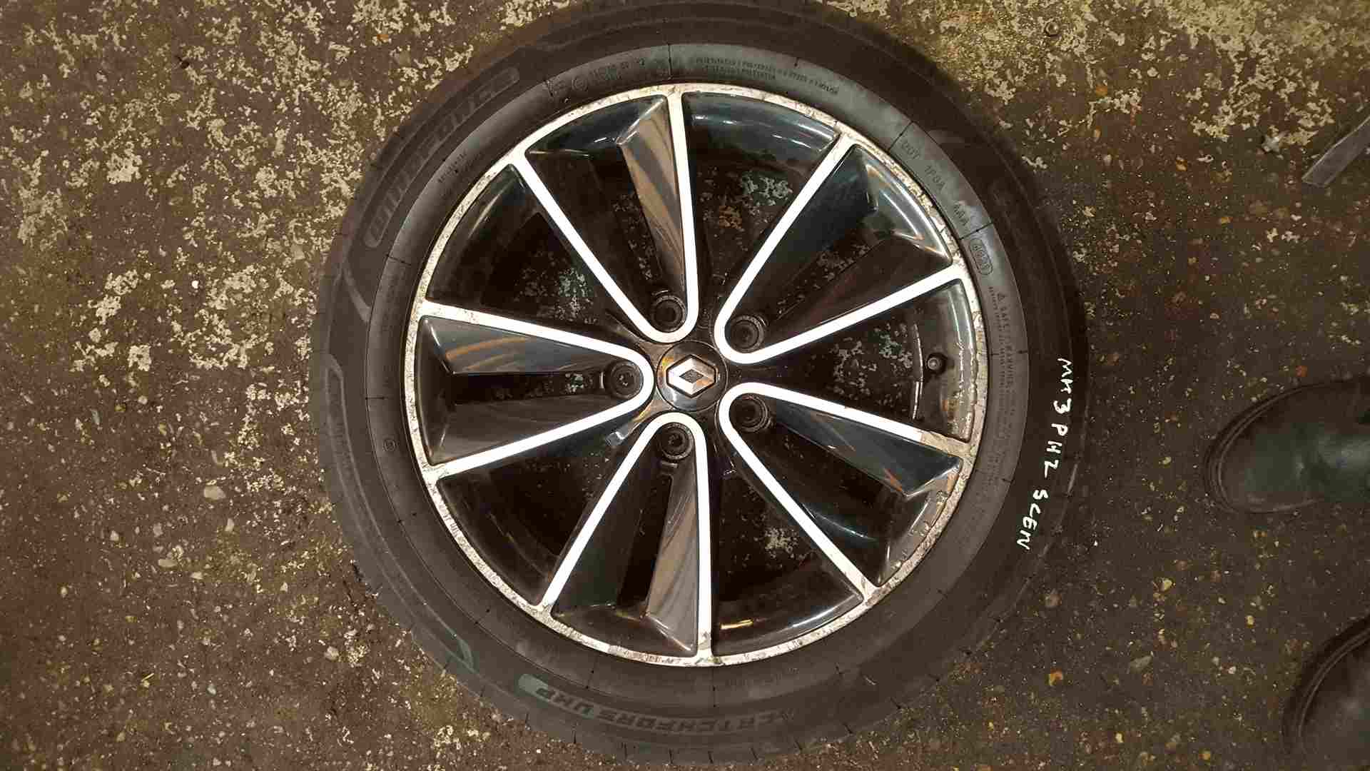 Thumb 4 Renault Scenic MK3 2013-2016 403006786R Alloy Wheel Black 205 55 17 17 Inch 3/5