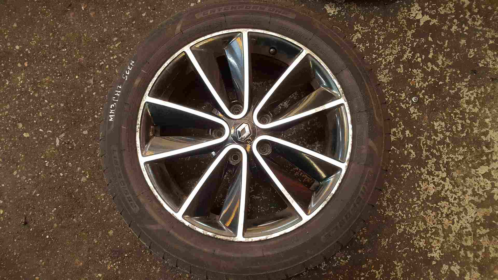 Thumb 2 Renault Scenic MK3 2013-2016 Alloy Wheel 17Inch + Tyre 3/5 205 55 17 403006786R 