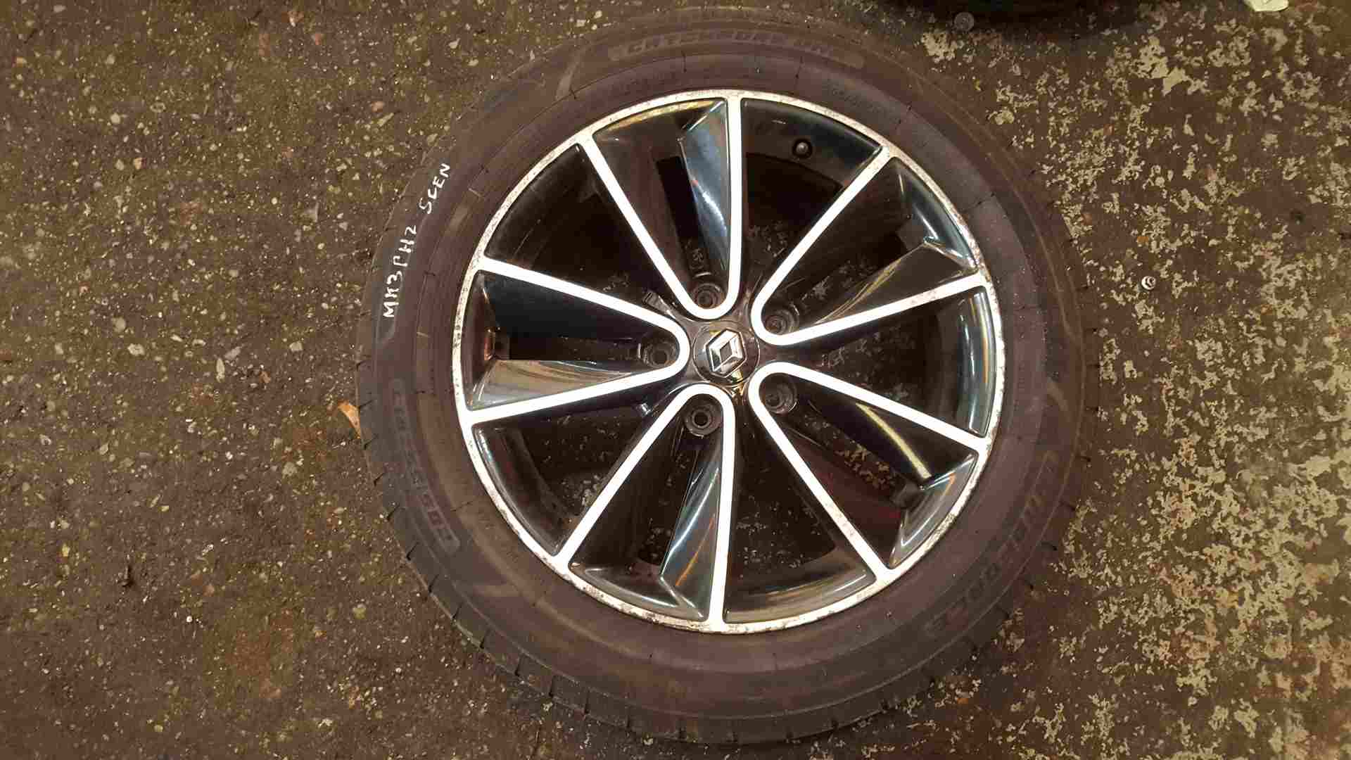 Renault Scenic MK3 2013-2016 Alloy Wheel 17Inch + Tyre 3/5 205 55 17 403006786R 