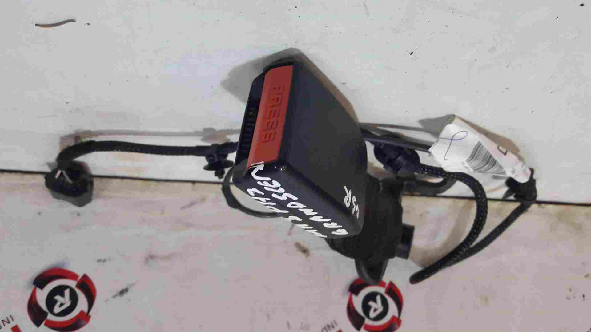 Thumb 2 Renault Scenic MK3 2013-2016 Driver OSR Rear Seat Belt Buckle Clip Anchor