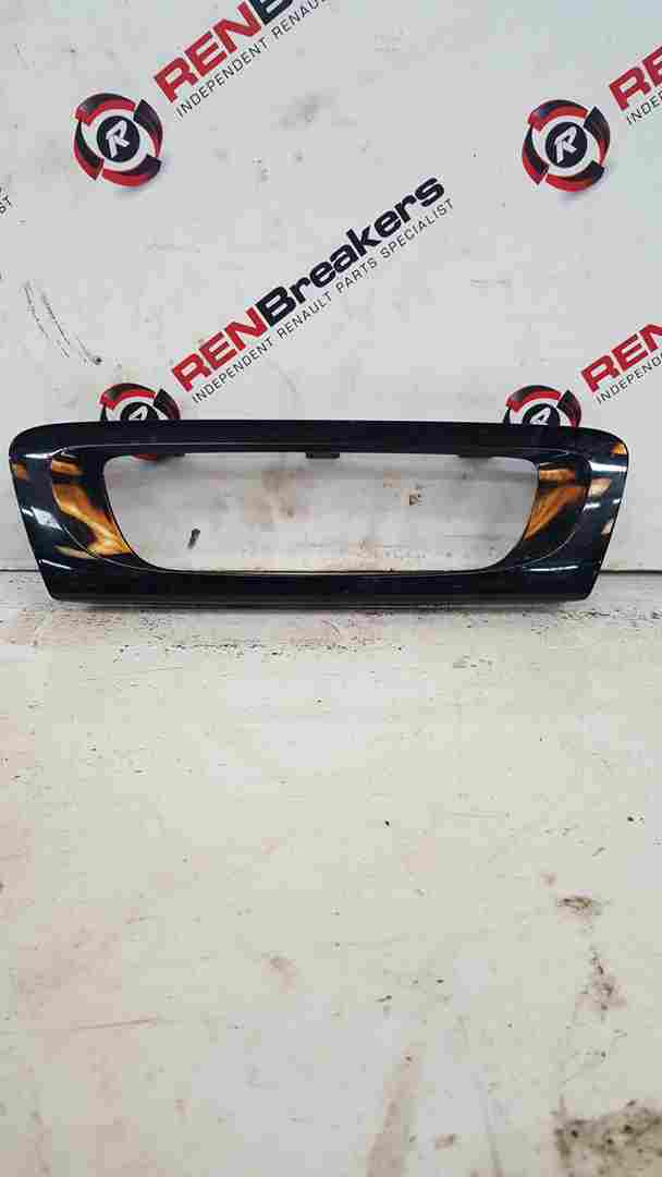 Thumb 6 Renault Scenic MK3 2013-2016 Stereo Player Surround Trim Black Gloss 281260001R