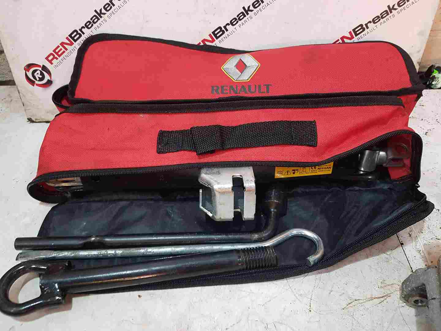 Renault Scenic MK4 2016-2022 Jack Set Kit with Breakdown Kit