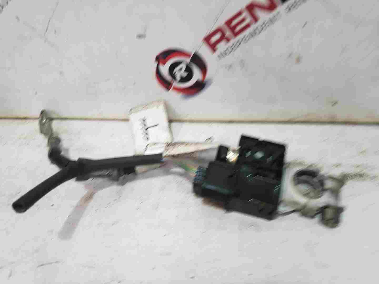 Thumb 2 Renault Scenic MK4 2016-2022 Negative Battery Terminal Clamp 2408043252R