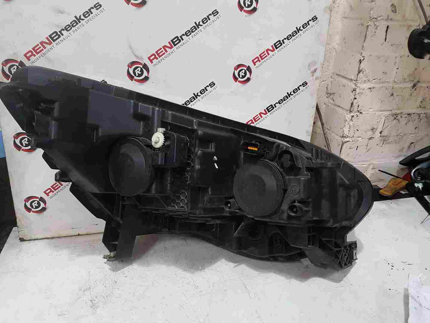 Thumb 11 Renault Scenic MK4 2016-2022 Passenger NSF Front Headlight 260606234R