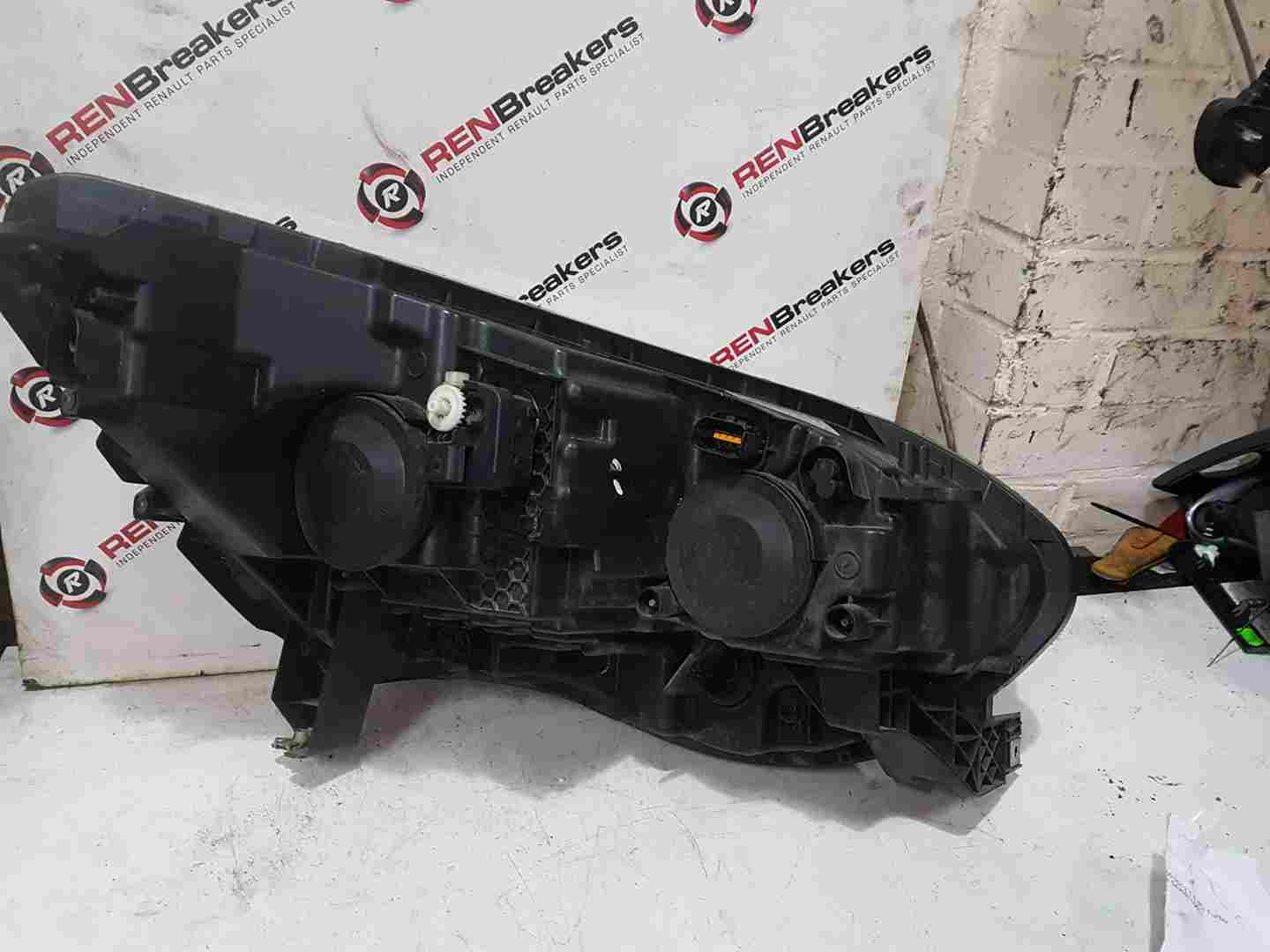 Thumb 10 Renault Scenic MK4 2016-2022 Passenger NSF Front Headlight 260606234R