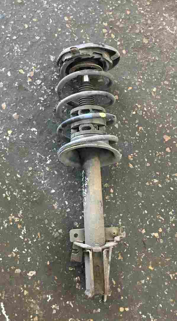 Renault Scenic RX4 1999-2003 2.0 16v Drivers Passengers OS NS Front Shock Spring