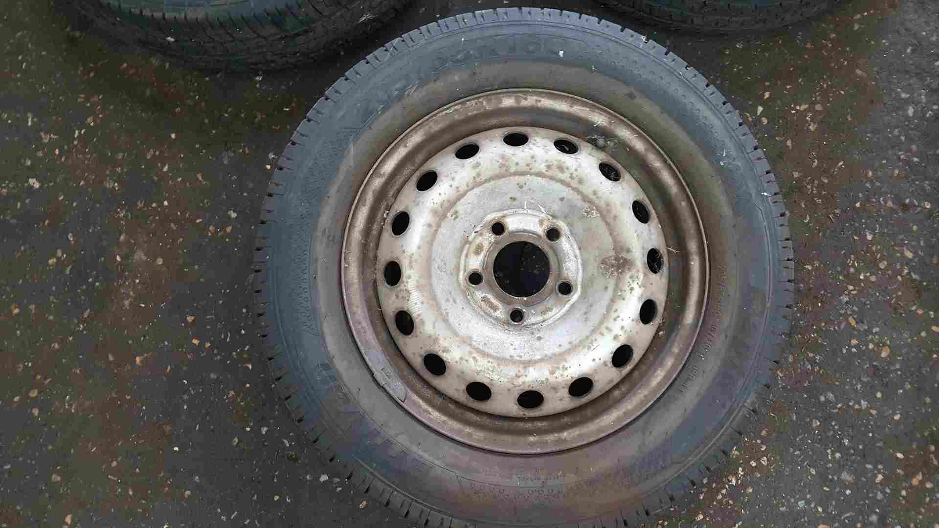 Thumb 7 Renault Trafic Vivaro 2001-2006 Steel Wheel RIM + Tyre 205 65 16 6Mm 3/5