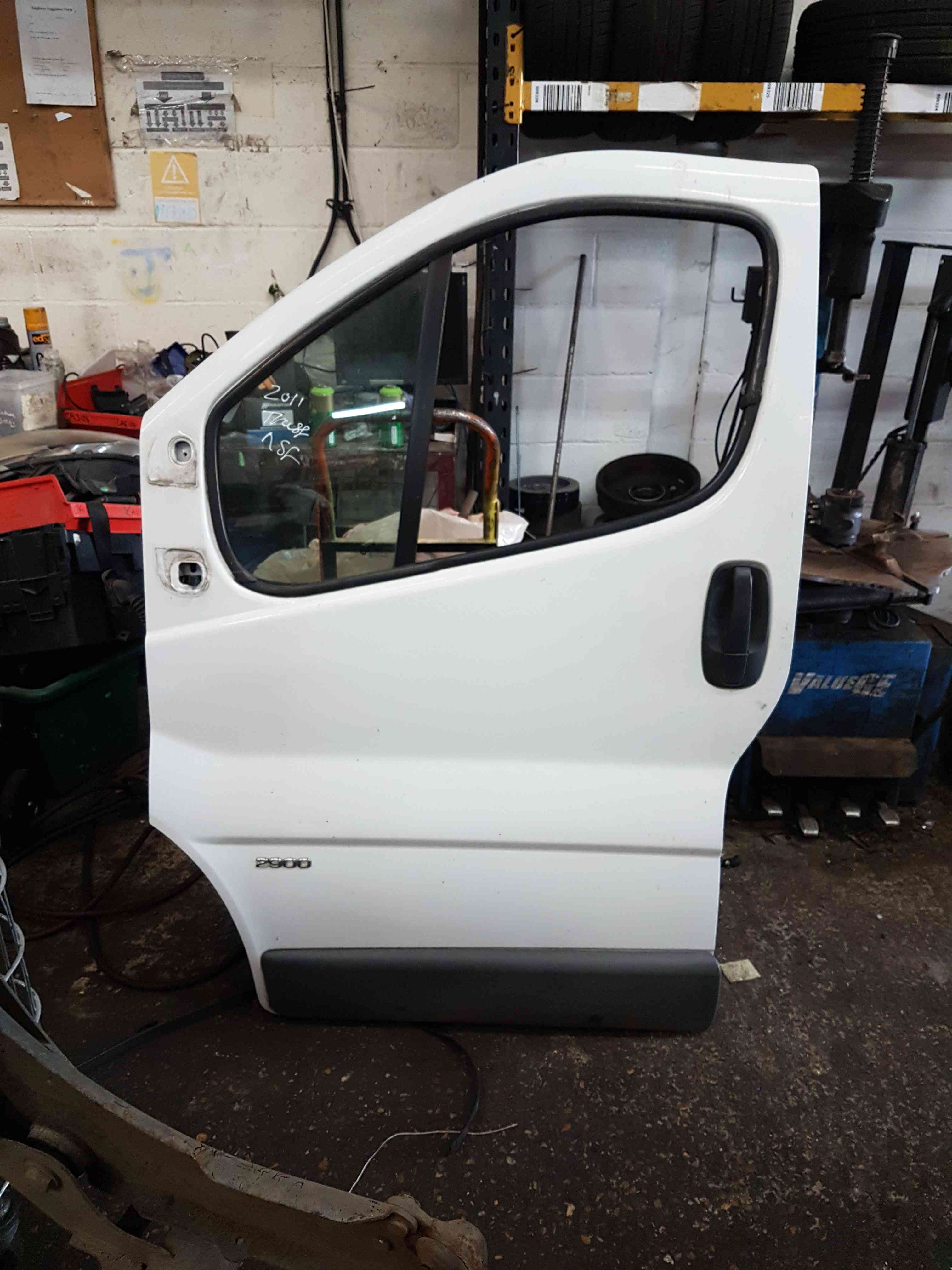 Thumb 2 Renault Trafic + Vivaro 2001-2006 Passenger NSF Front Door White