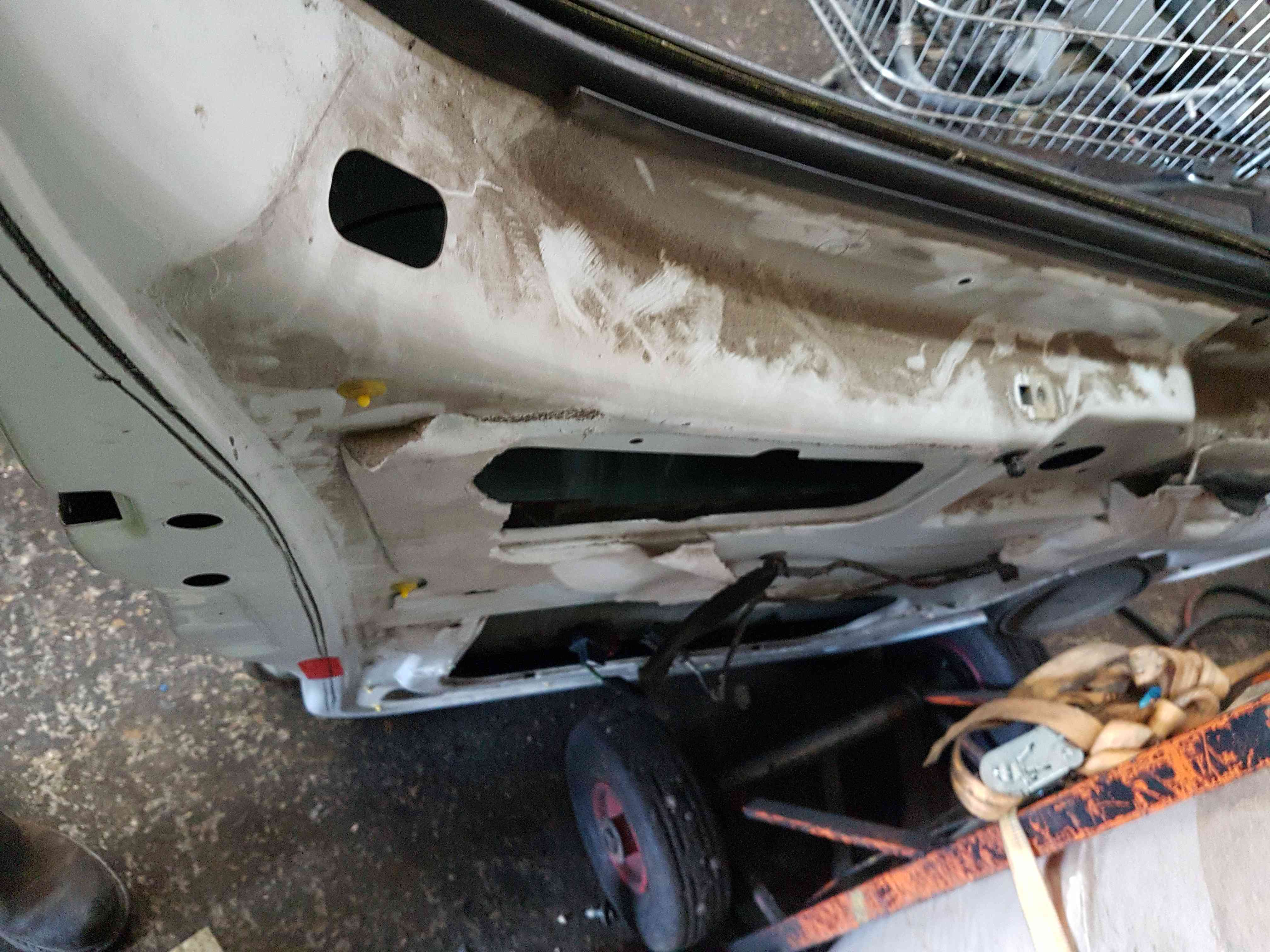 Thumb 4 Renault Trafic + Vivaro 2001-2006 Passenger NSF Front Door White