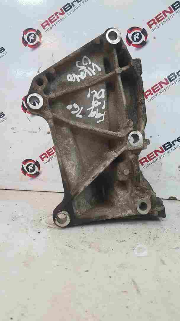 Thumb 8 Renault Trafic 2001-2006 1.9 DCI Engine Mount Bracket Alternator Pump