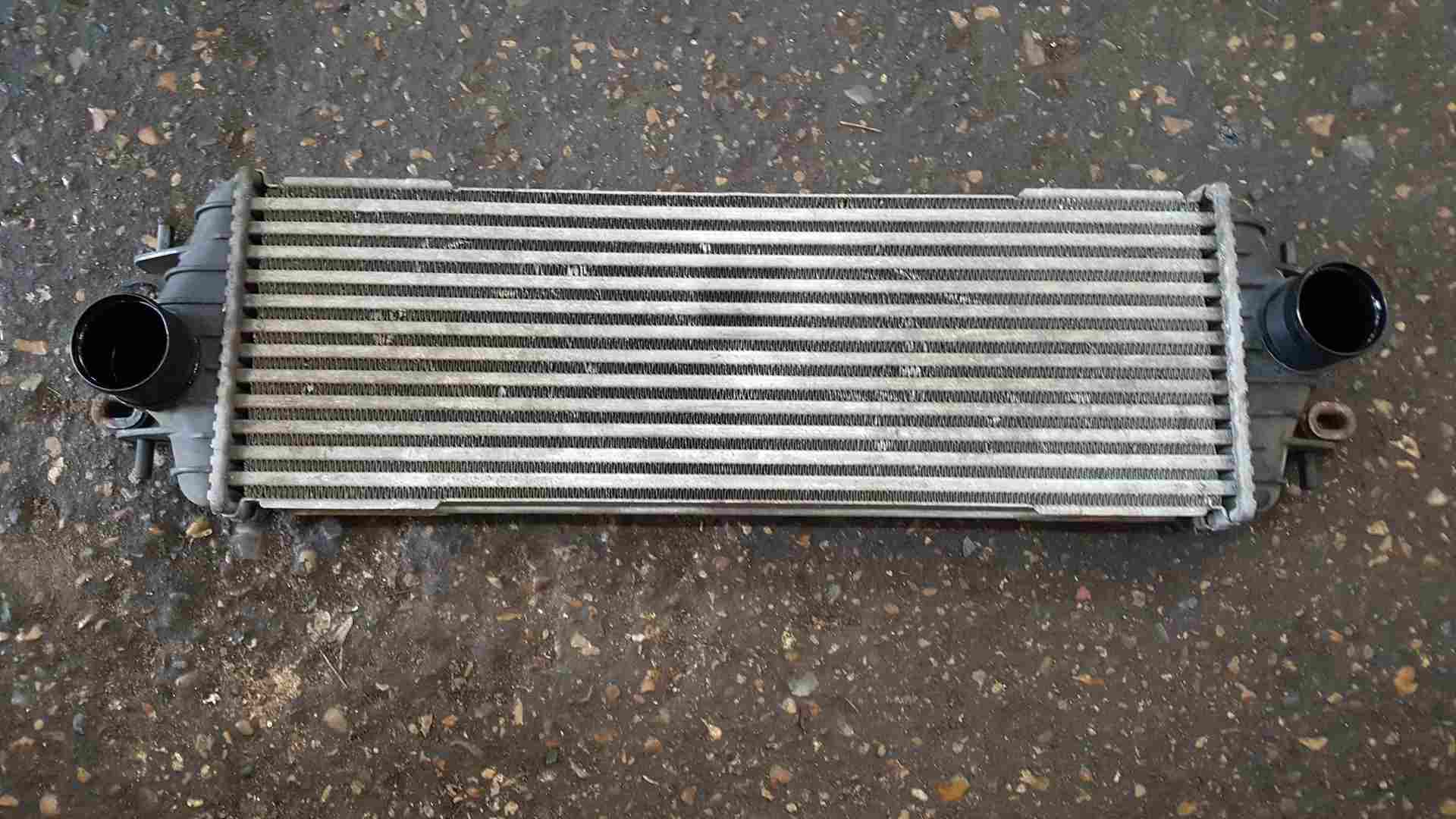 Thumb 2 Renault Trafic 2001-2006 1.9 DCI Intercooler Radiator