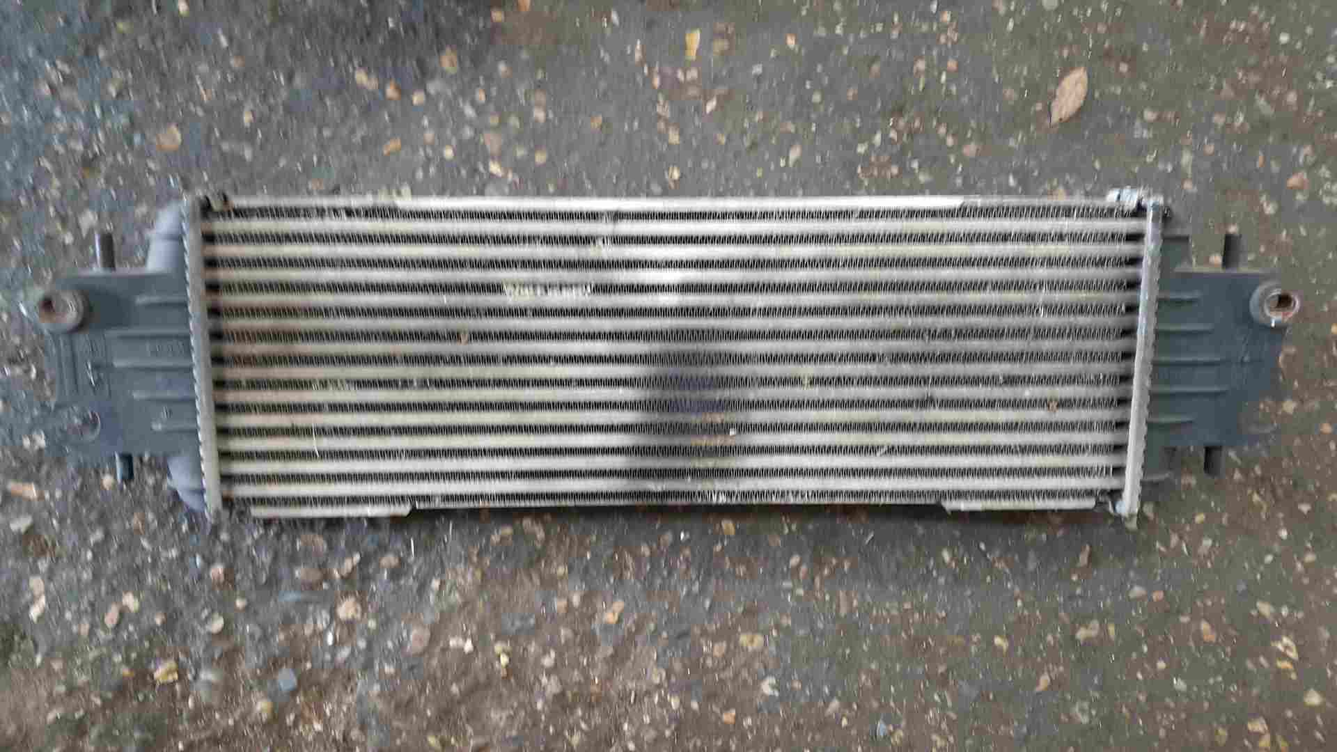 Thumb 4 Renault Trafic 2001-2006 1.9 DCI Intercooler Radiator