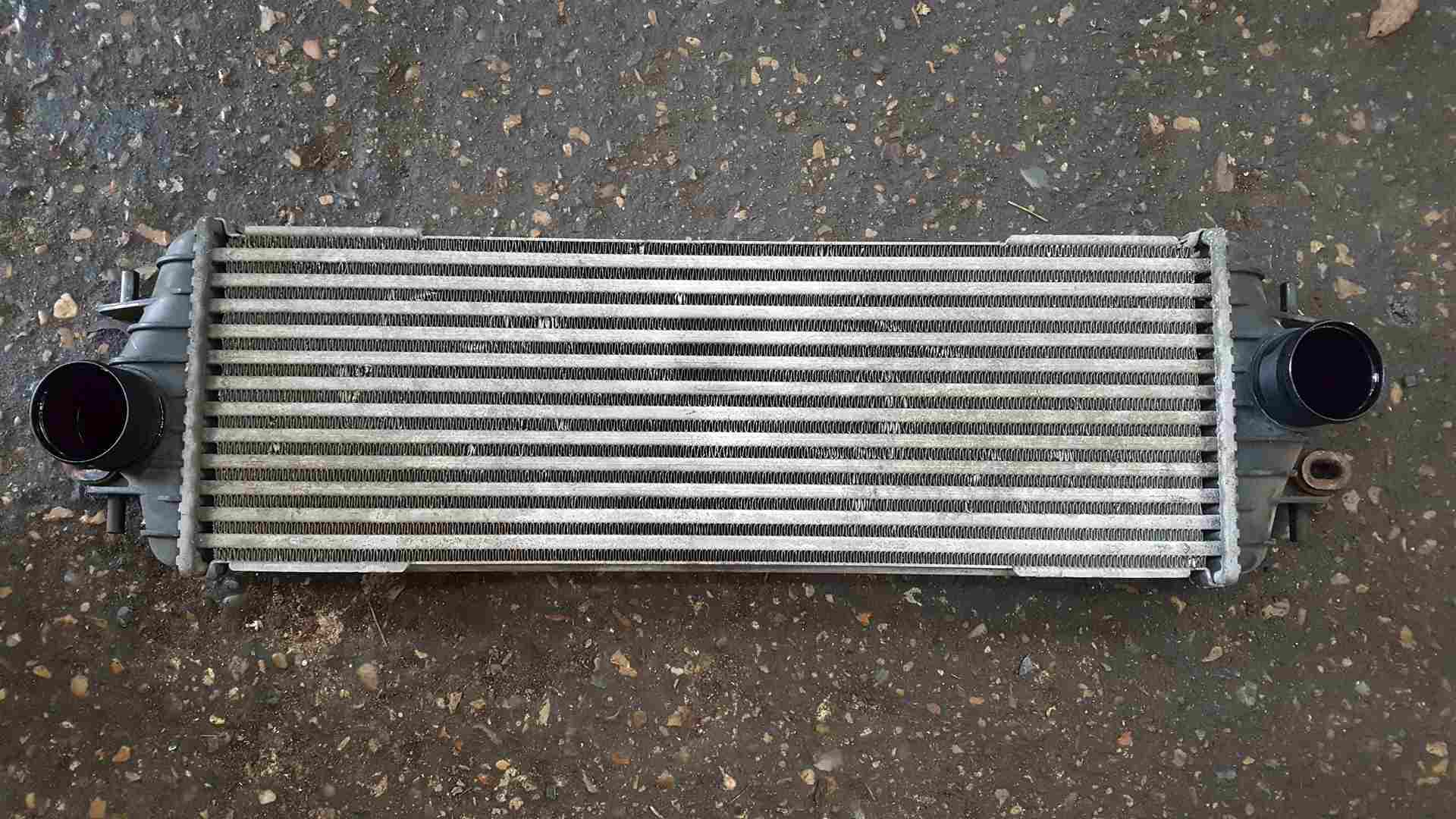 Thumb 8 Renault Trafic 2001-2006 1.9 DCI Intercooler Radiator