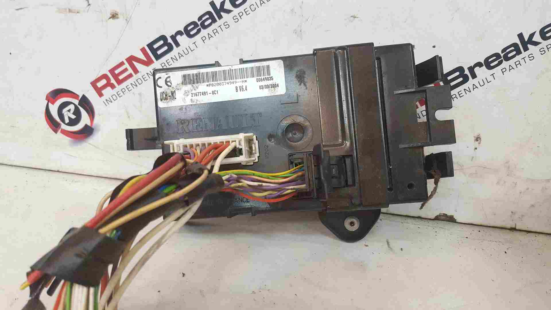 Thumb 2 Renault Trafic 2001-2006 1.9 DCI Uch 8200374949  K9K760 