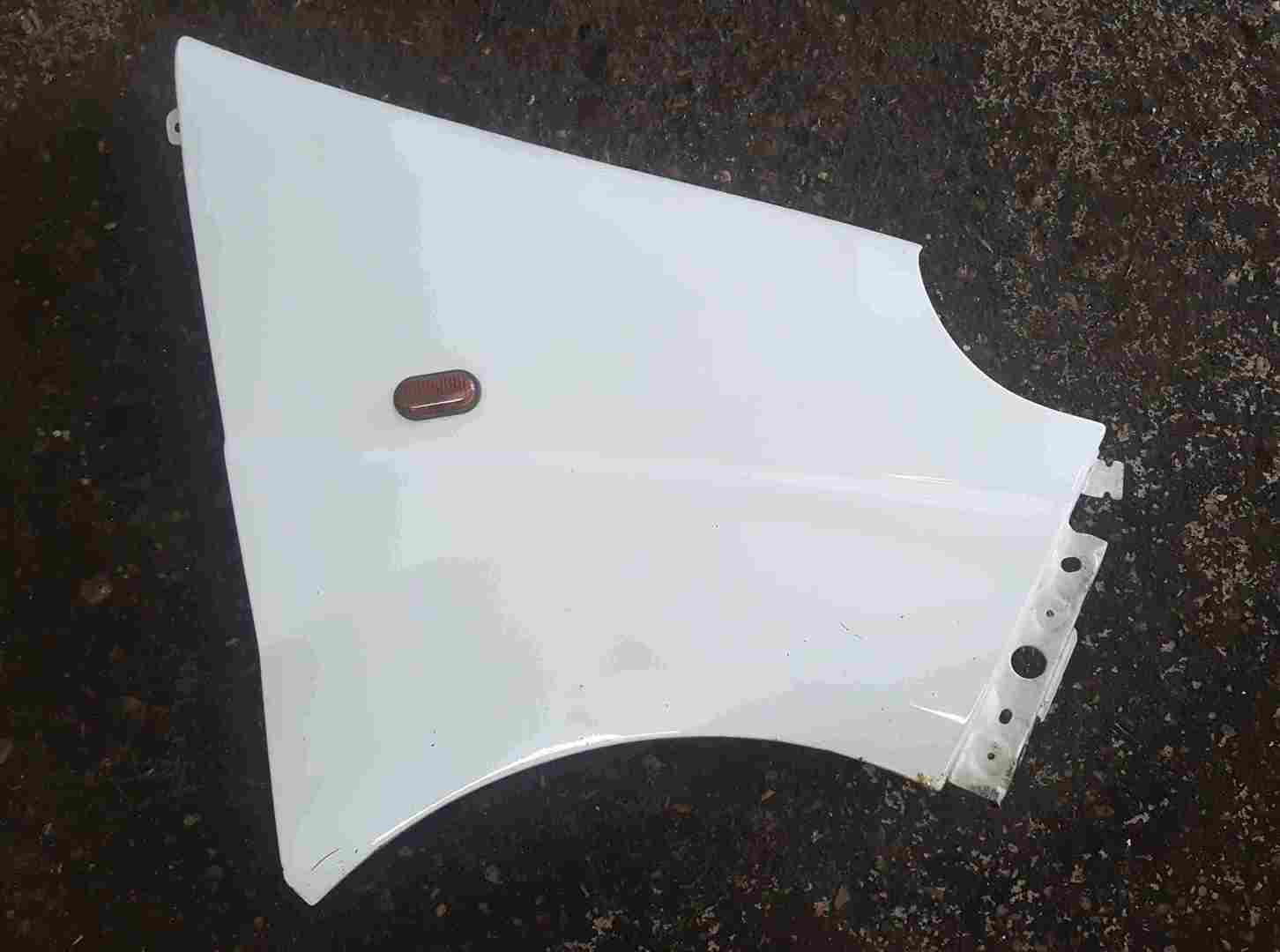 Renault Trafic 2001-2006 Drivers OS Wing White OD31