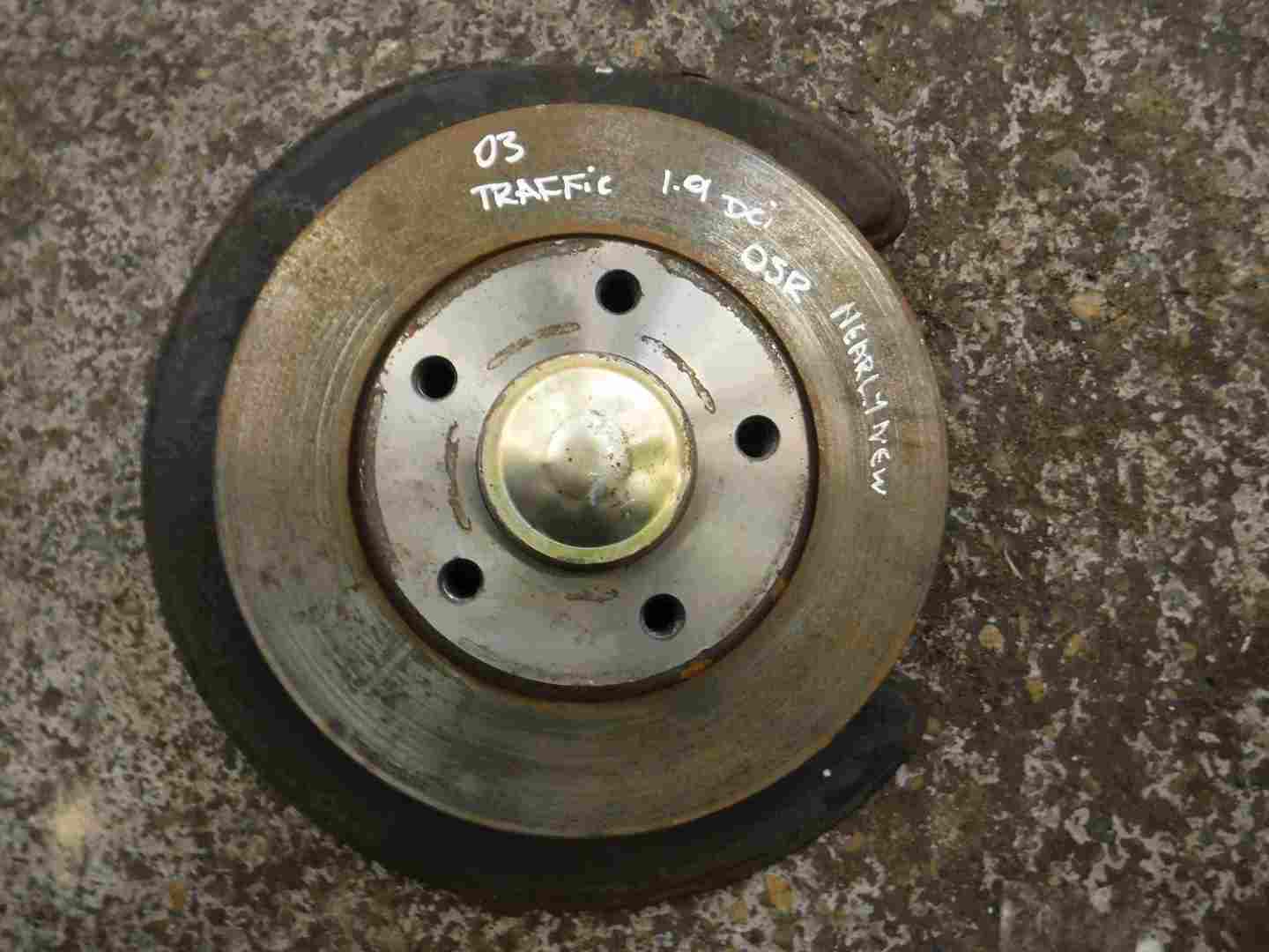 Renault Trafic 20012006 Drivers OSR Rear Brake Disc Nearly New Store
